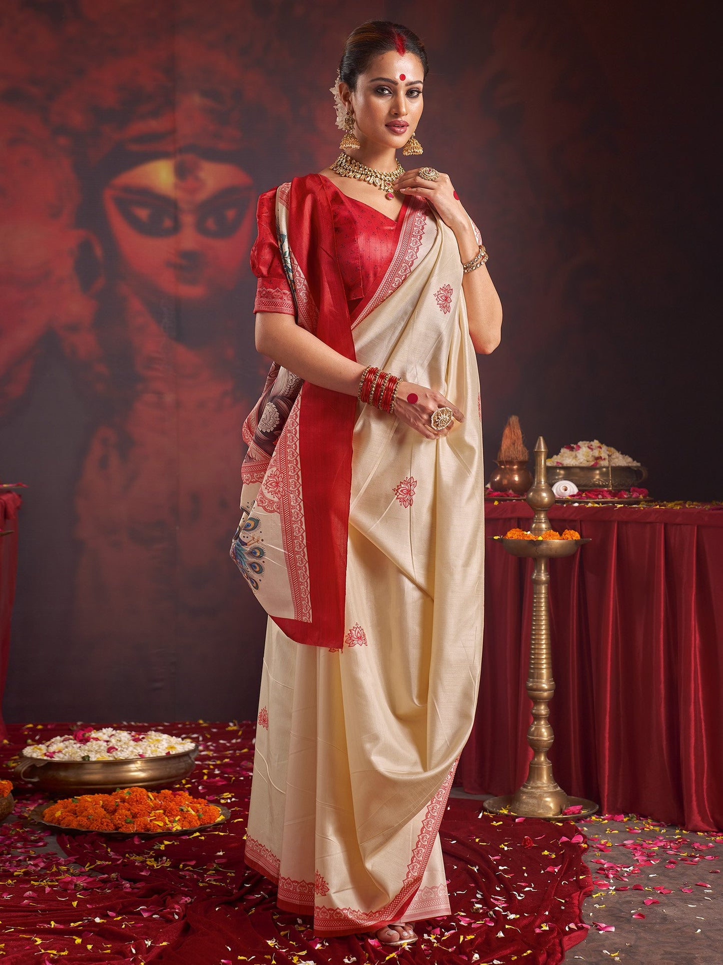 Off Garad Silk Blend Printed Saree