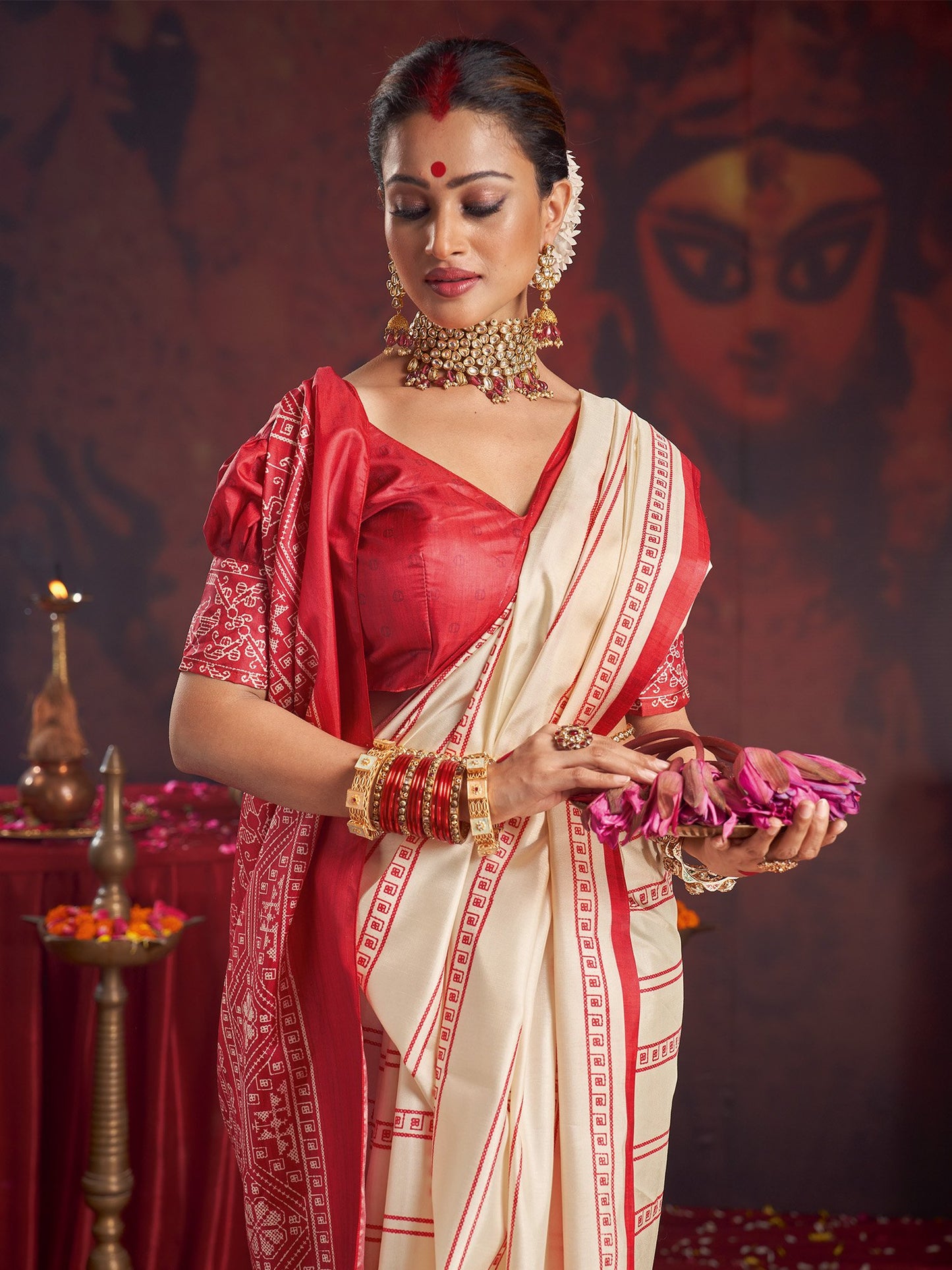 Off Garad Silk Blend Printed Saree