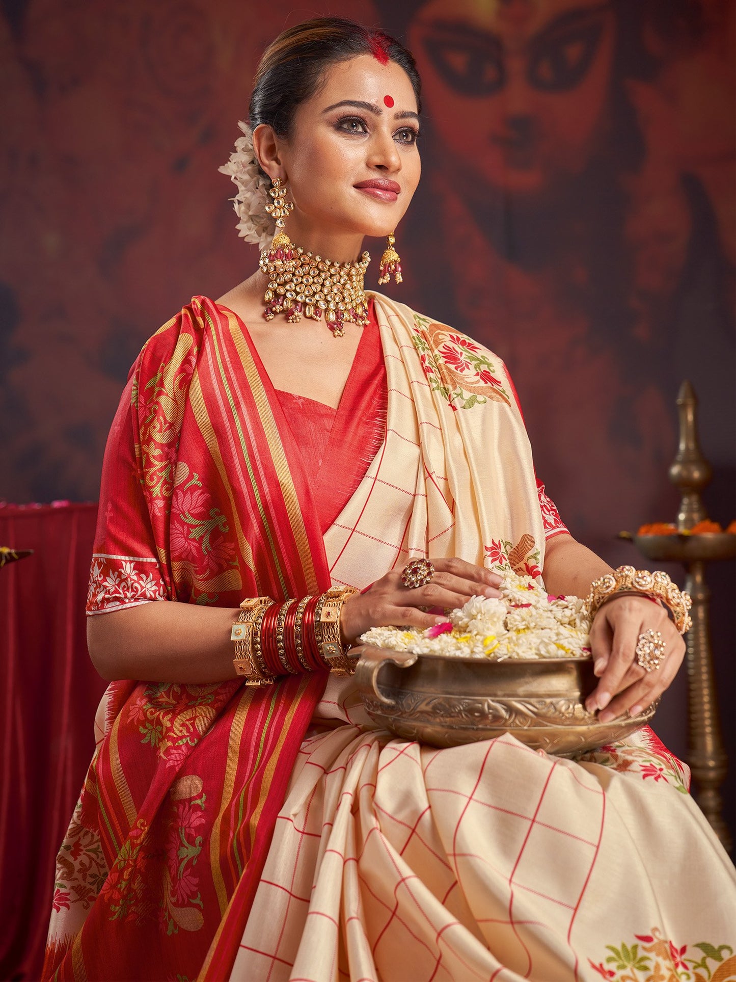Off Garad Silk Blend Printed Saree