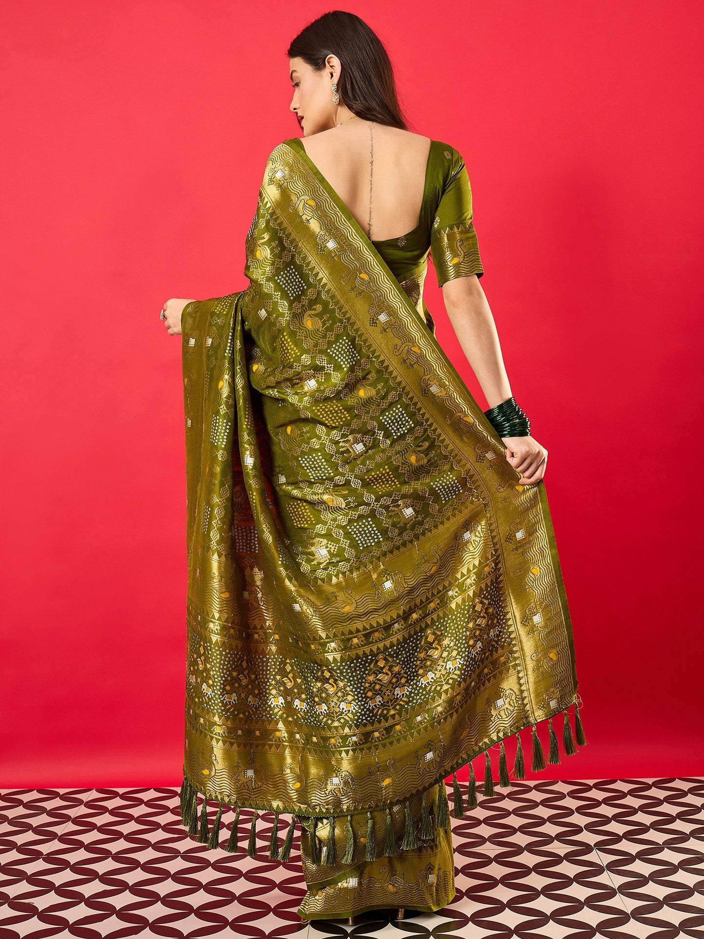 Green Bandhani Dola Silk Woven Saree