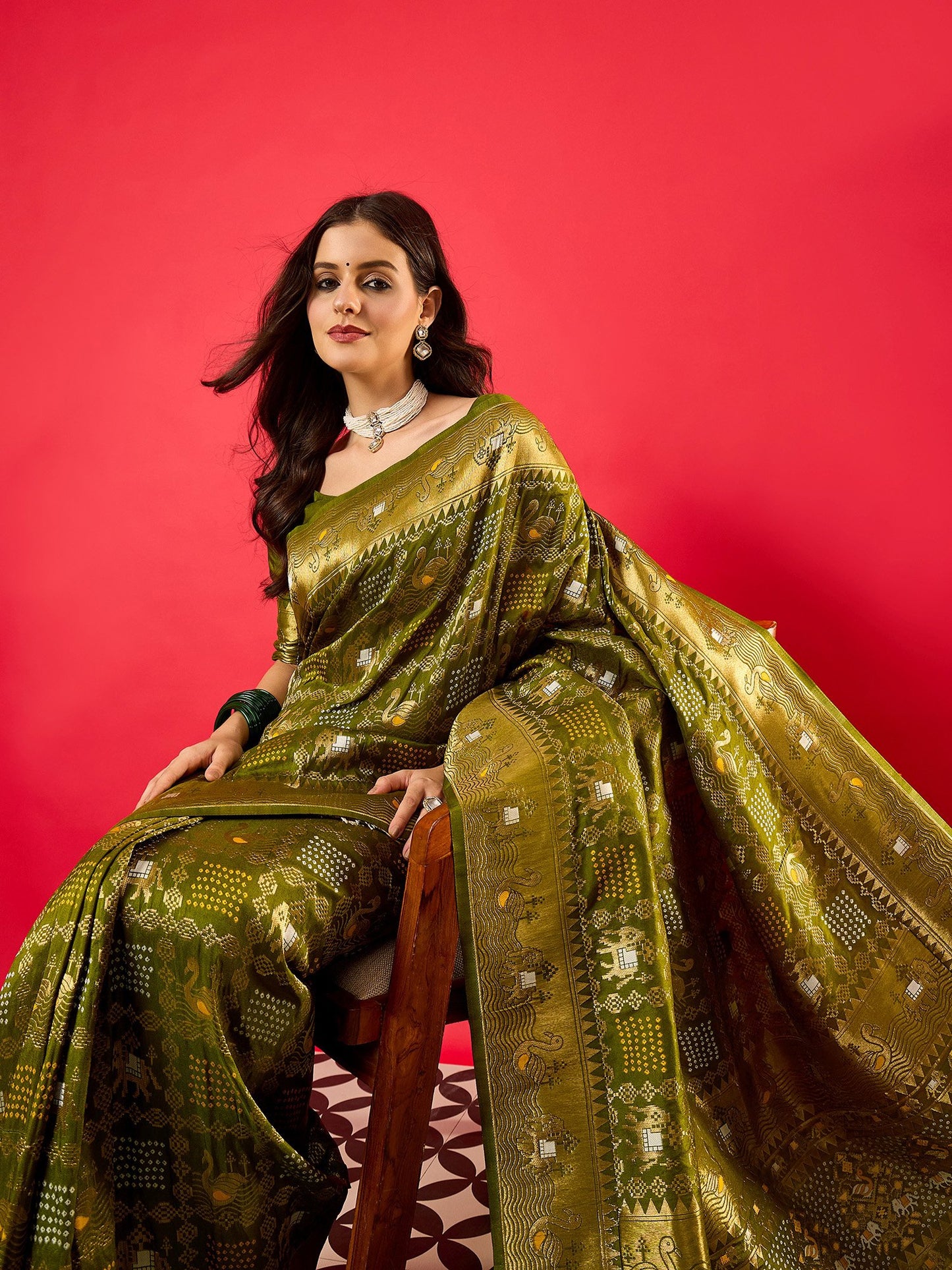 Green Bandhani Dola Silk Woven Saree
