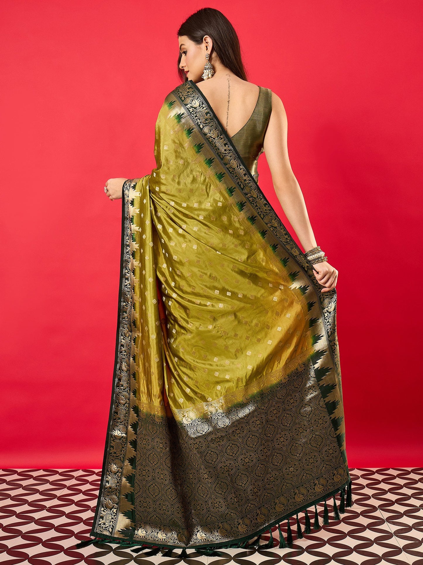 Light Banarasi Nylon Woven Saree