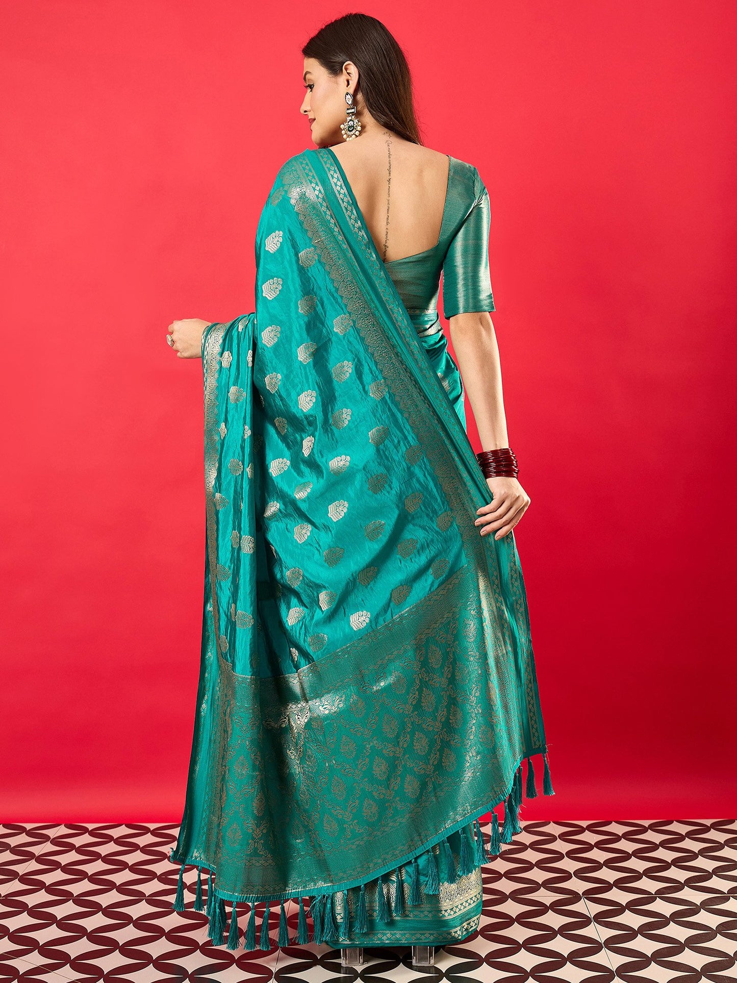 partywear designer saree for festive occasions