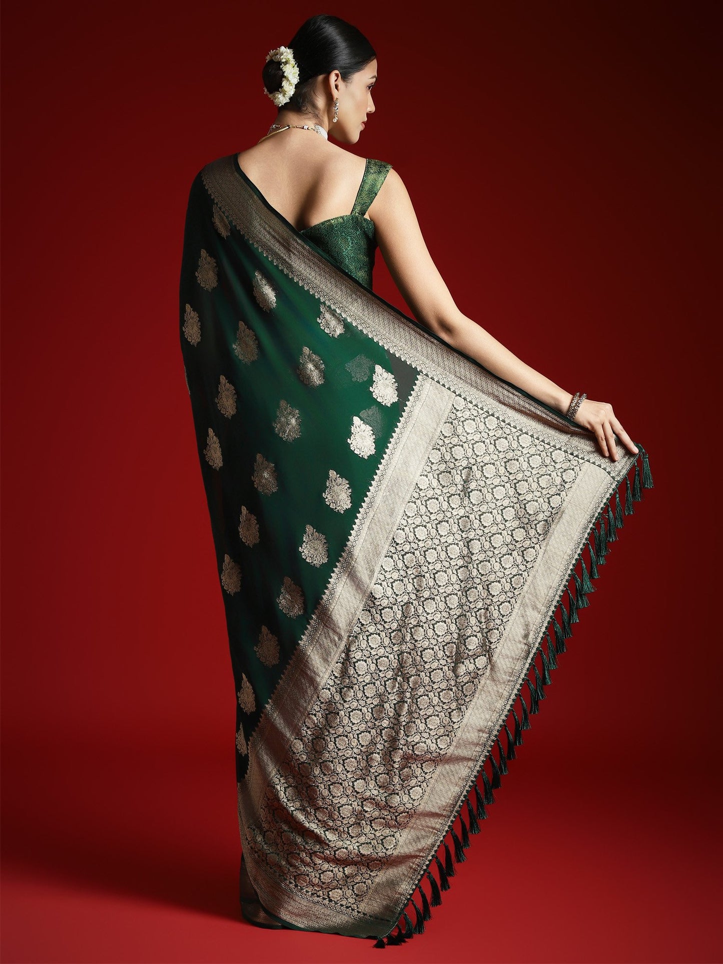 Green Banarasi Georgette Woven Saree