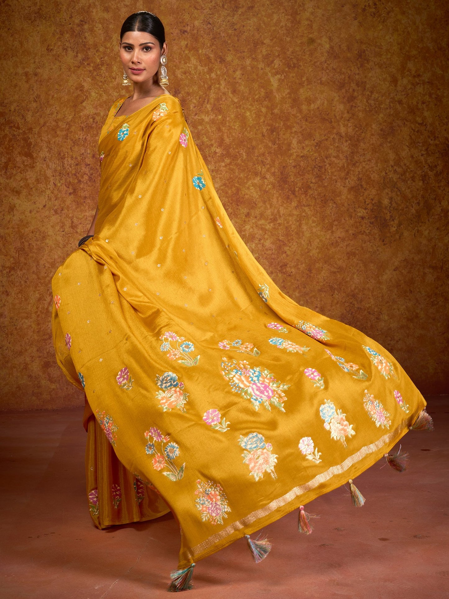 partywear designer saree for festive occasions