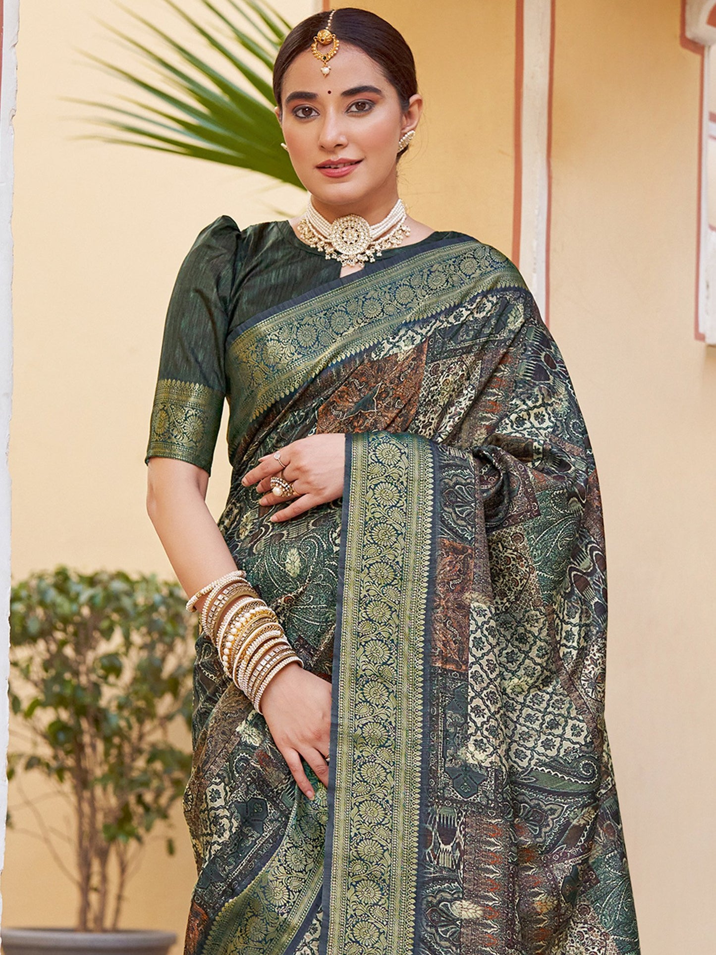 partywear designer saree for festive occasions