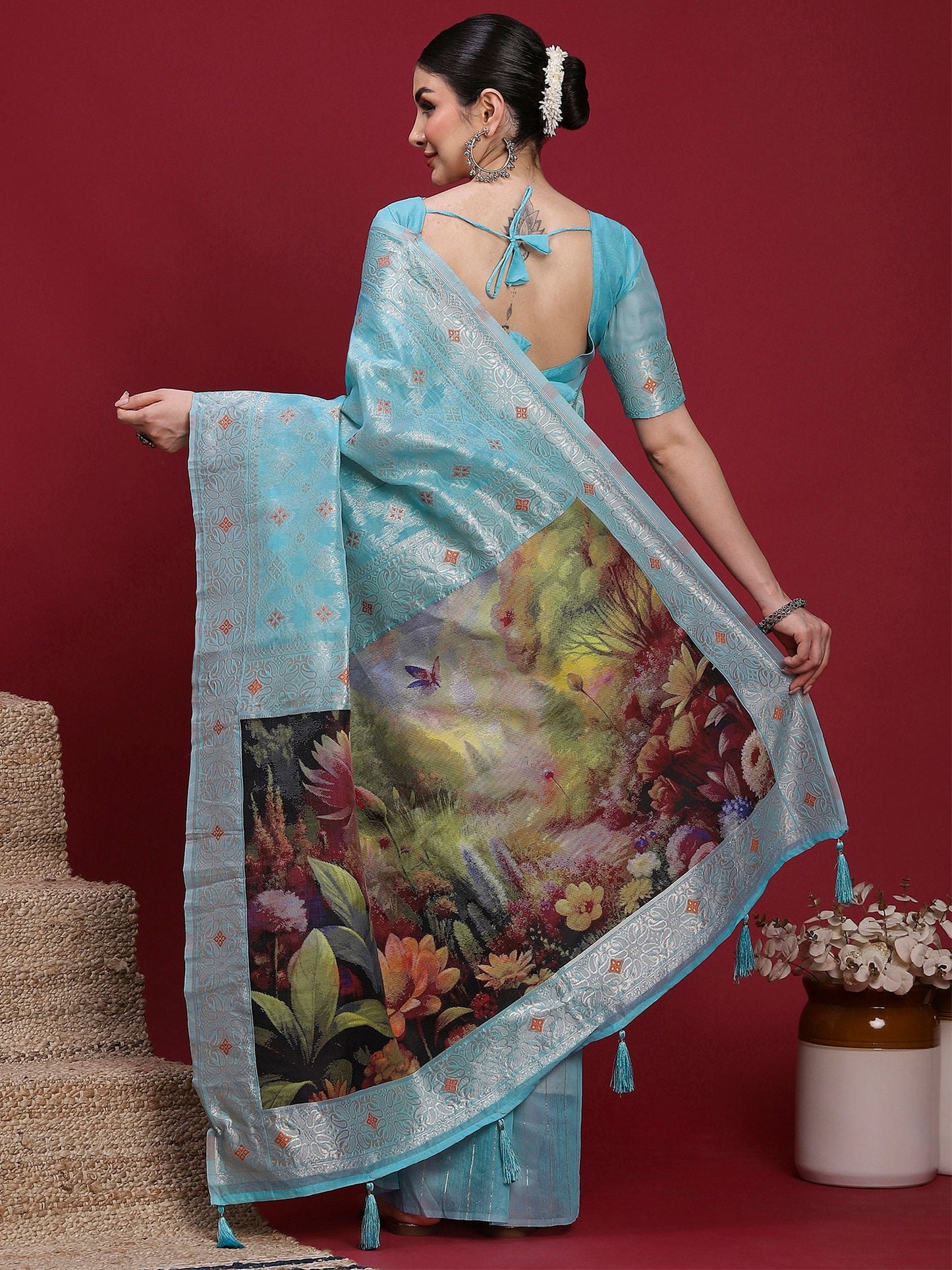 Light Banarasi Organza Woven Saree