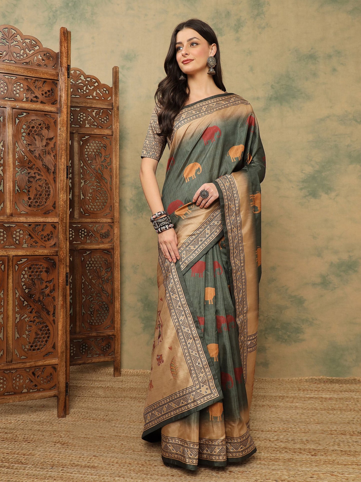 Grey Banarasi Silk Blend Digital Print Saree