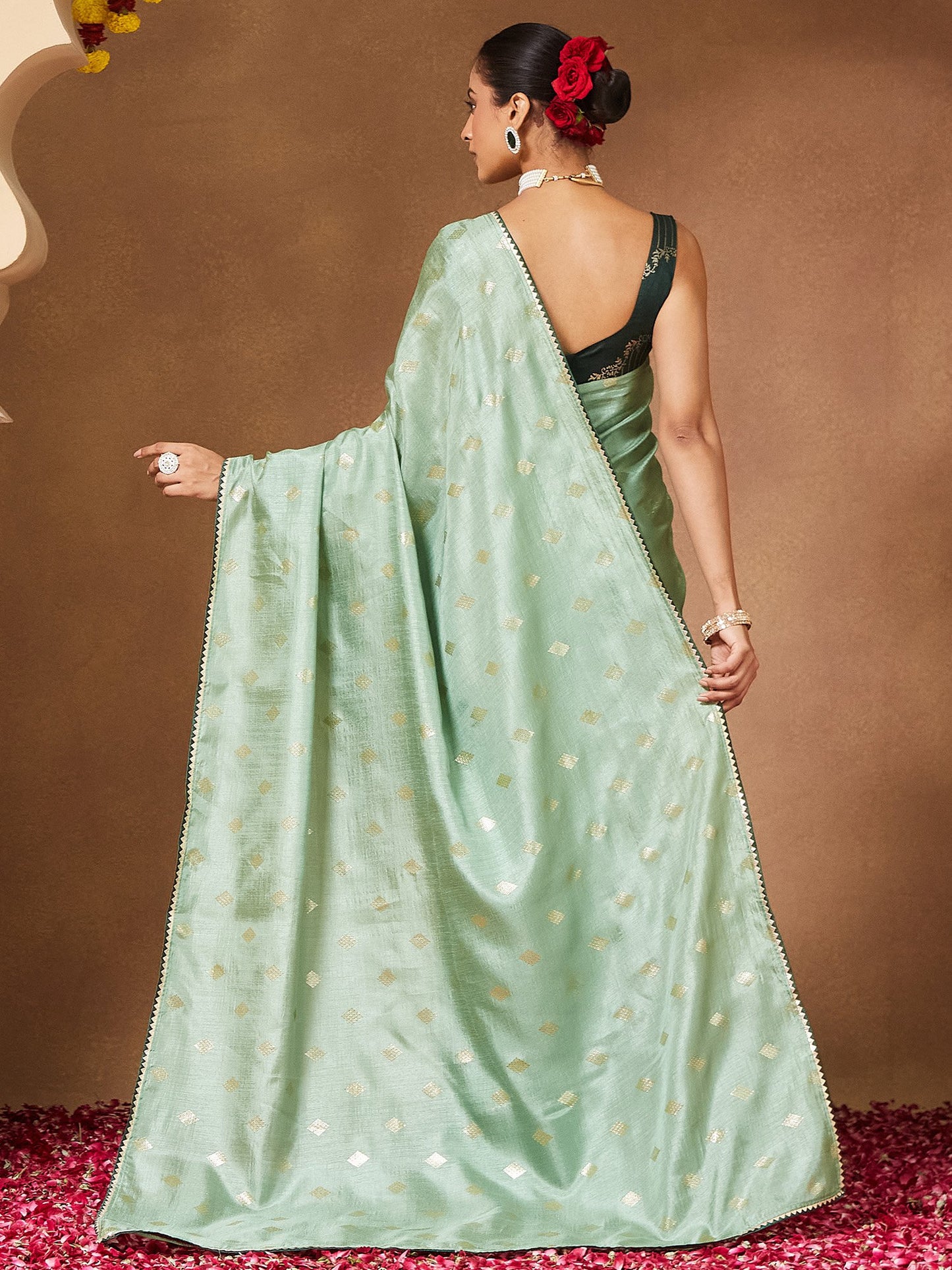 Light Party Wear Georgette  Solid Saree
