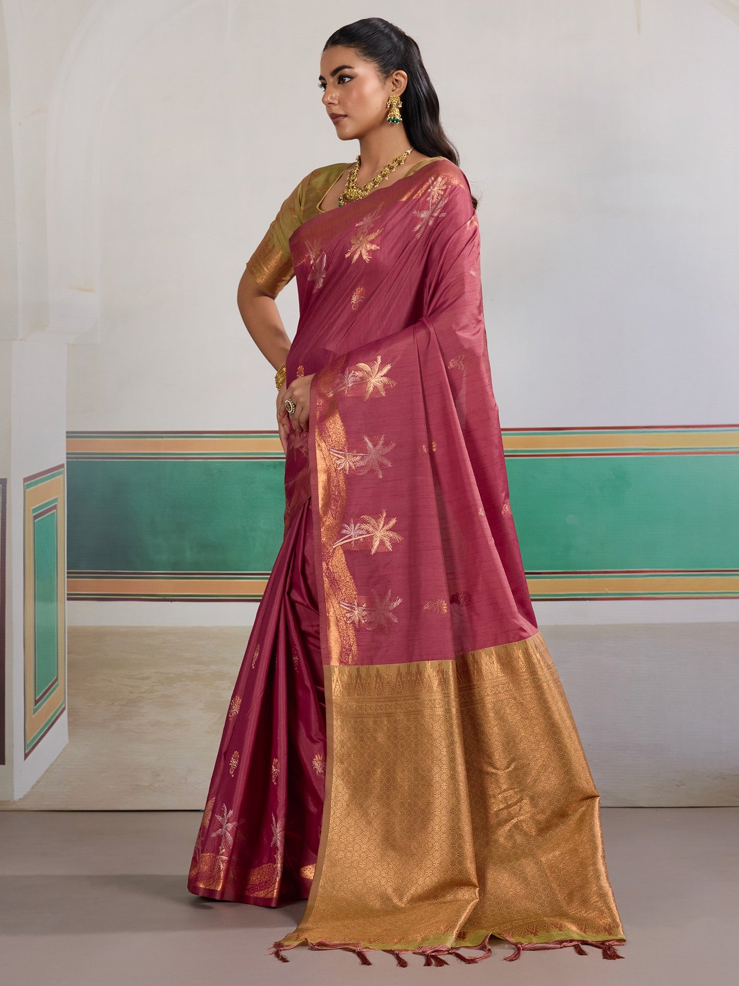 partywear designer saree for festive occasions