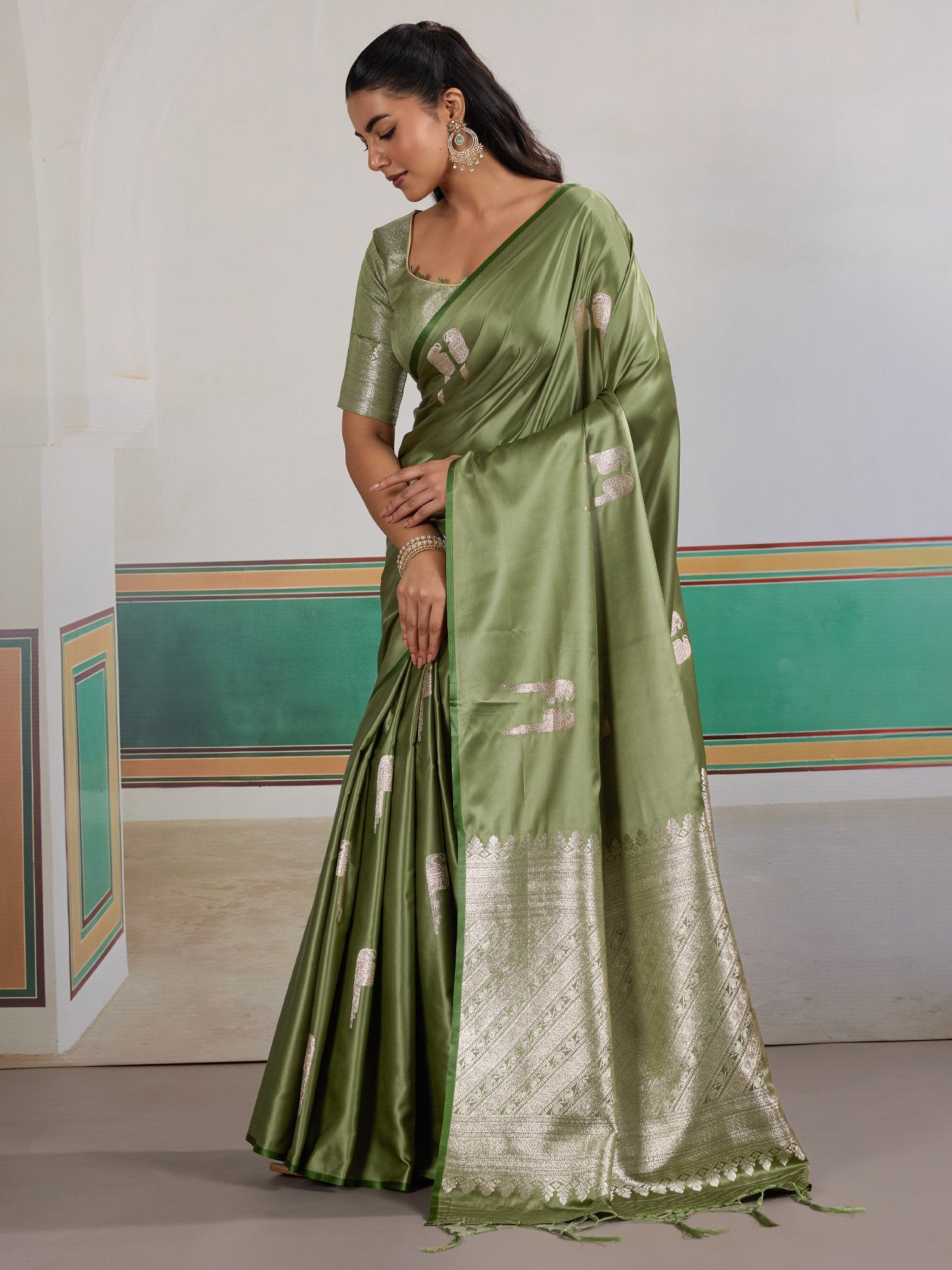 partywear designer saree for festive occasions