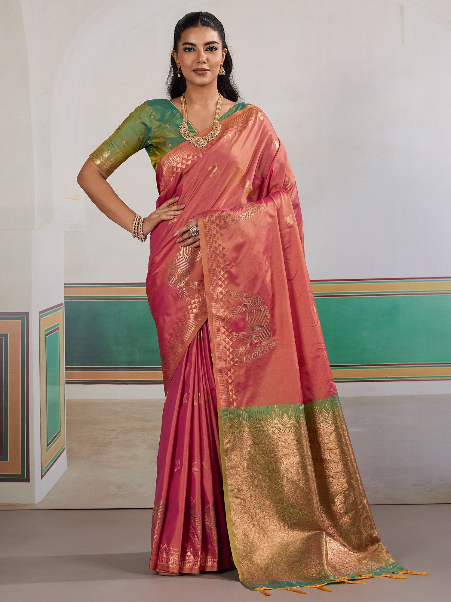 Pink Pink Banarasi Silk Woven Saree