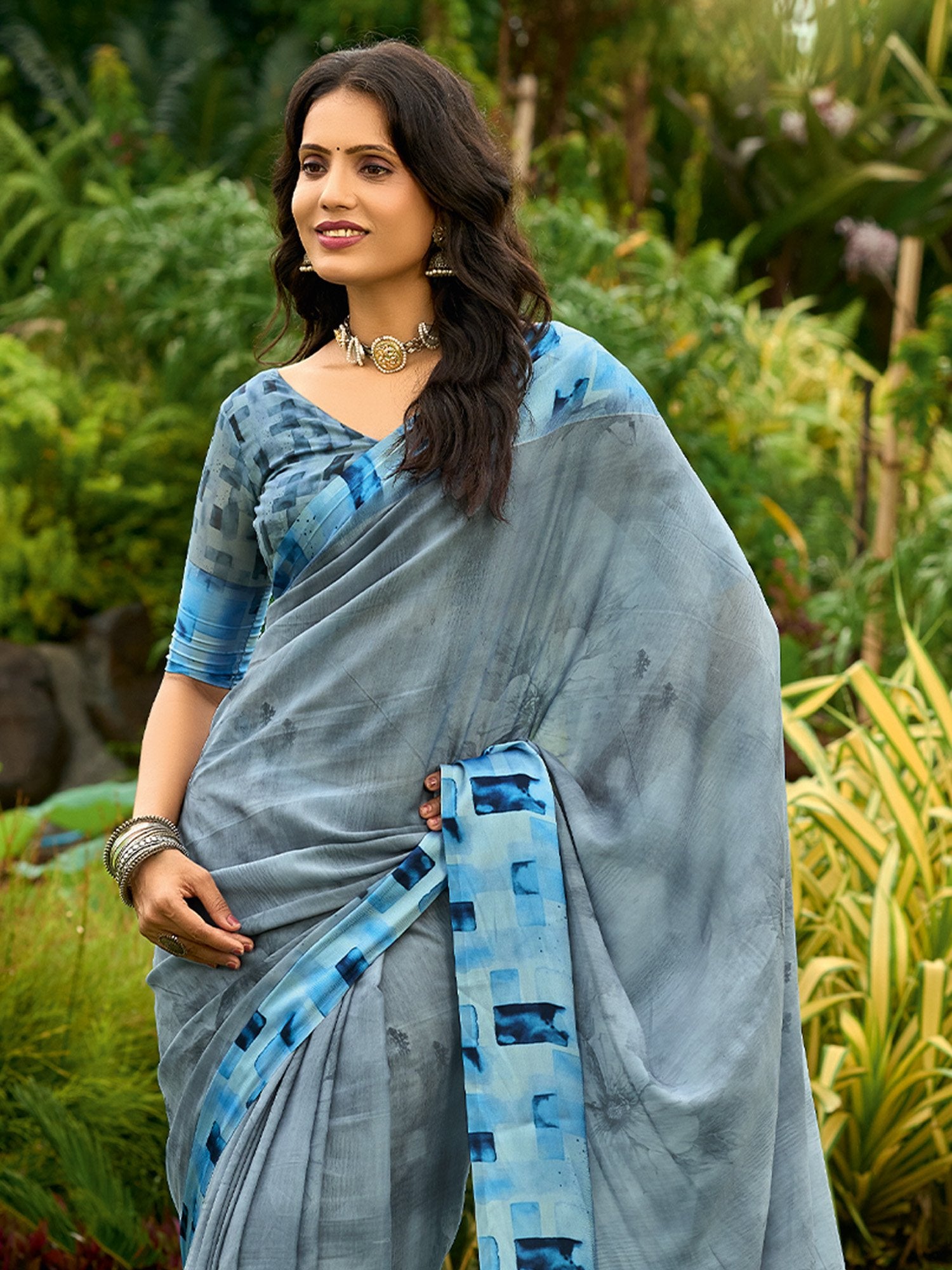 partywear designer saree for festive occasions