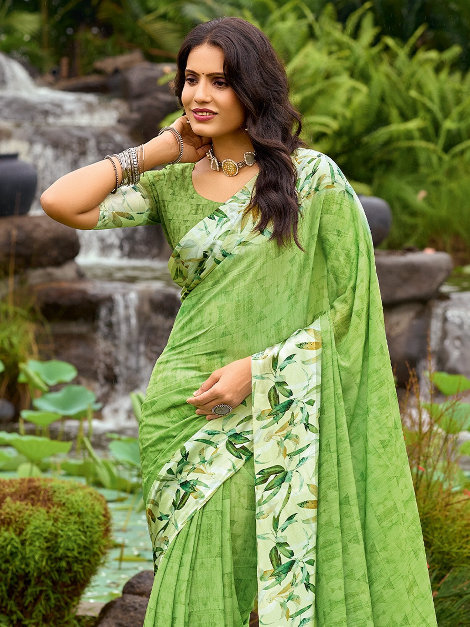partywear designer saree for festive occasions
