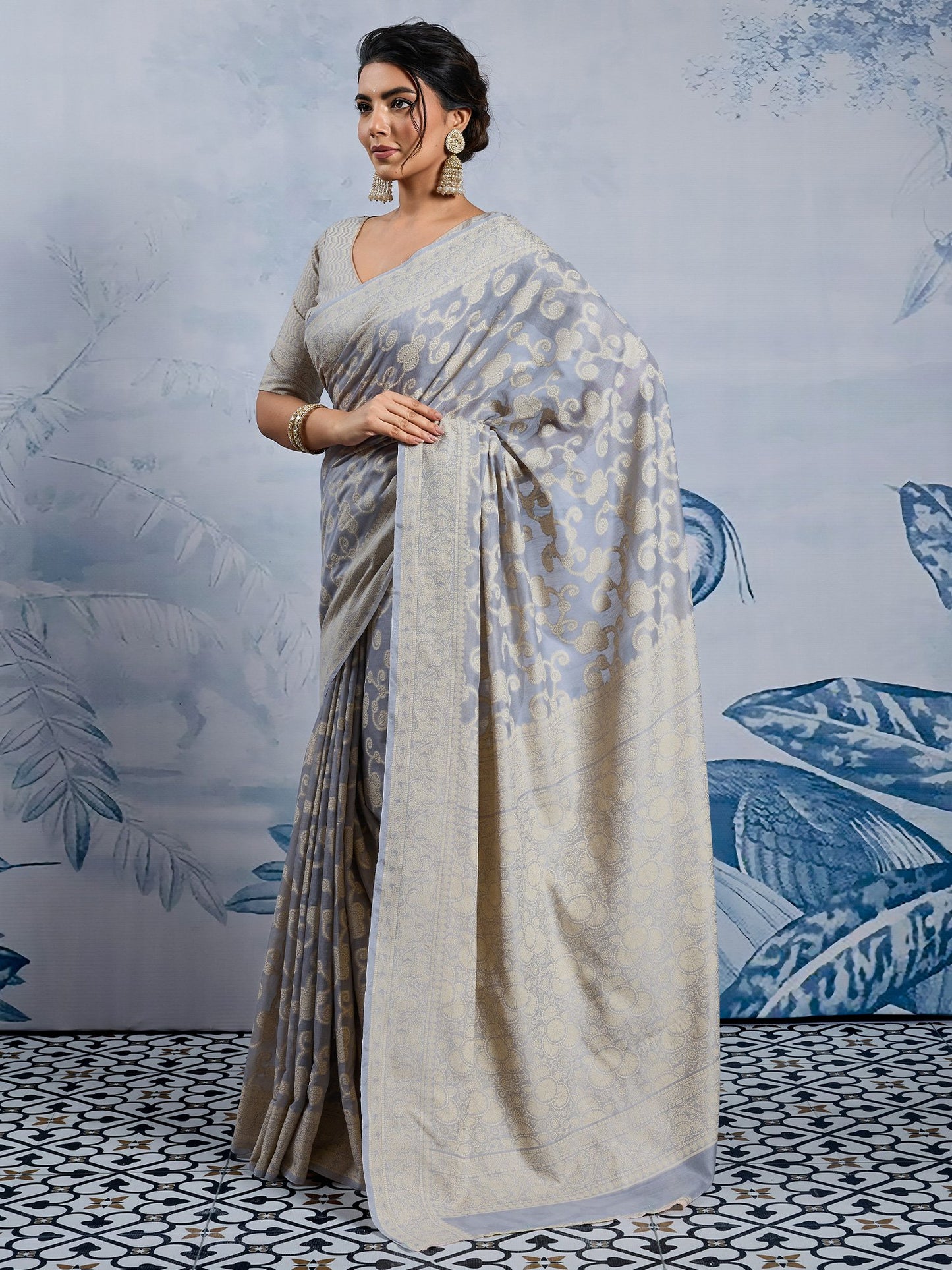 partywear designer saree for festive occasions