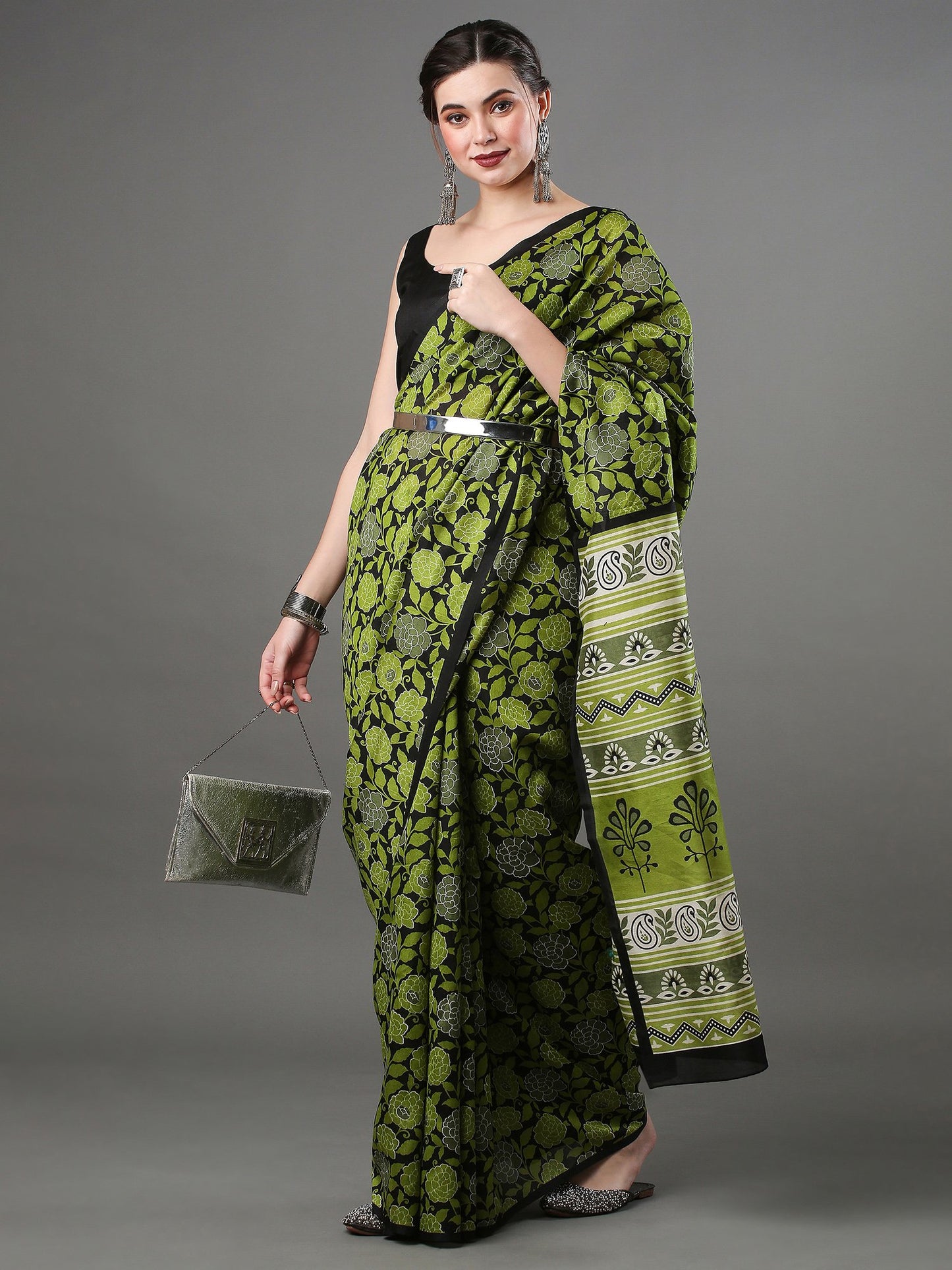 Get the best Kasavu saree online