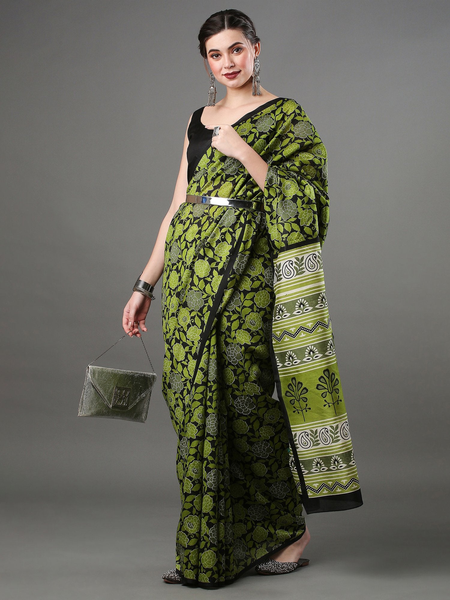 Get the best Kasavu saree online
