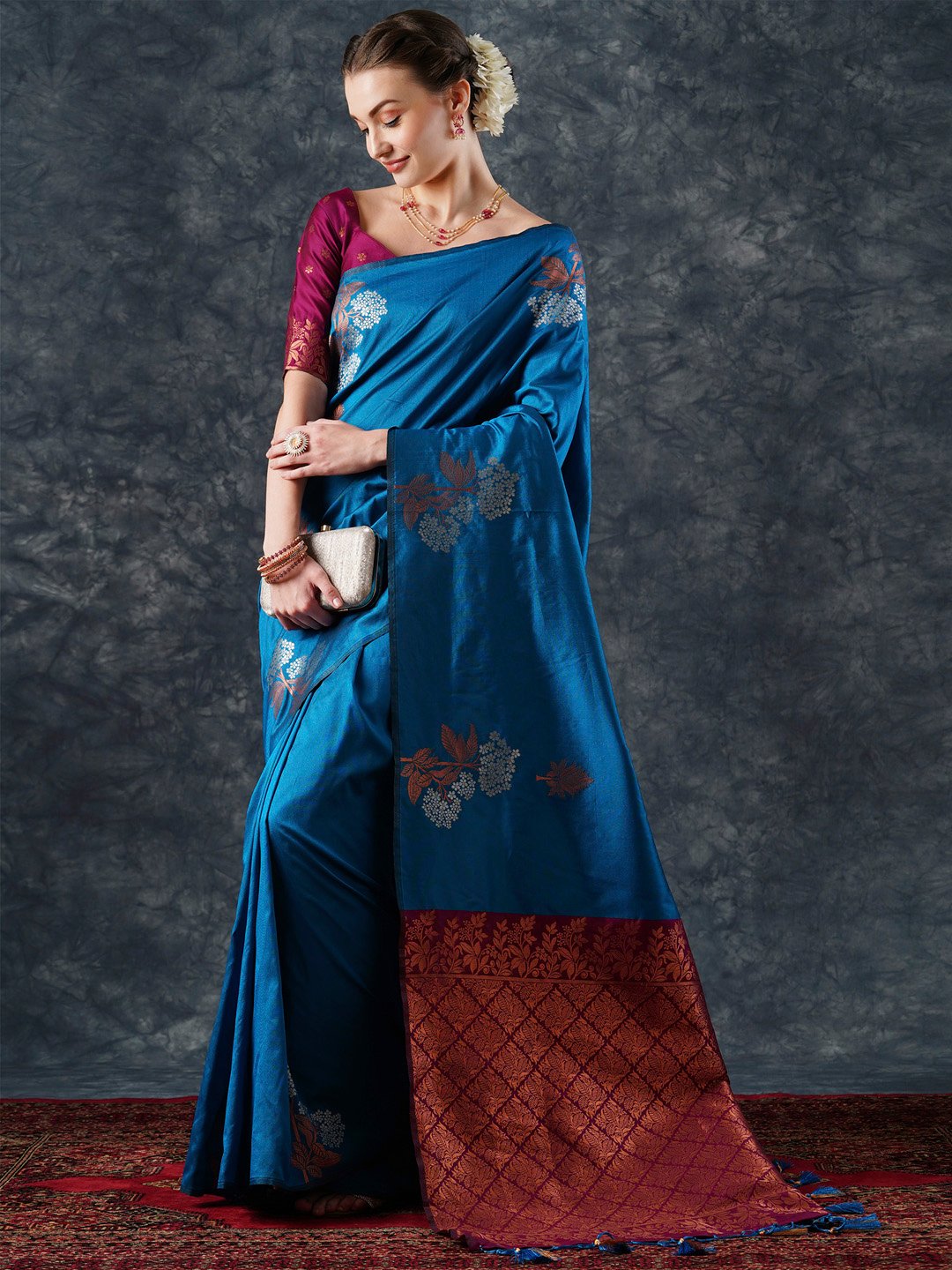 Blue Banarasi Silk Blend Woven Saree