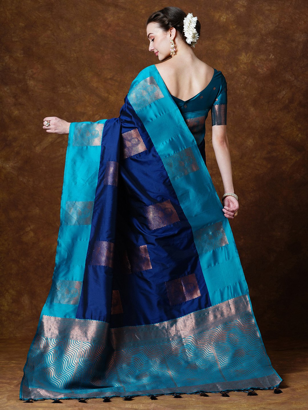 partywear designer saree for festive occasions