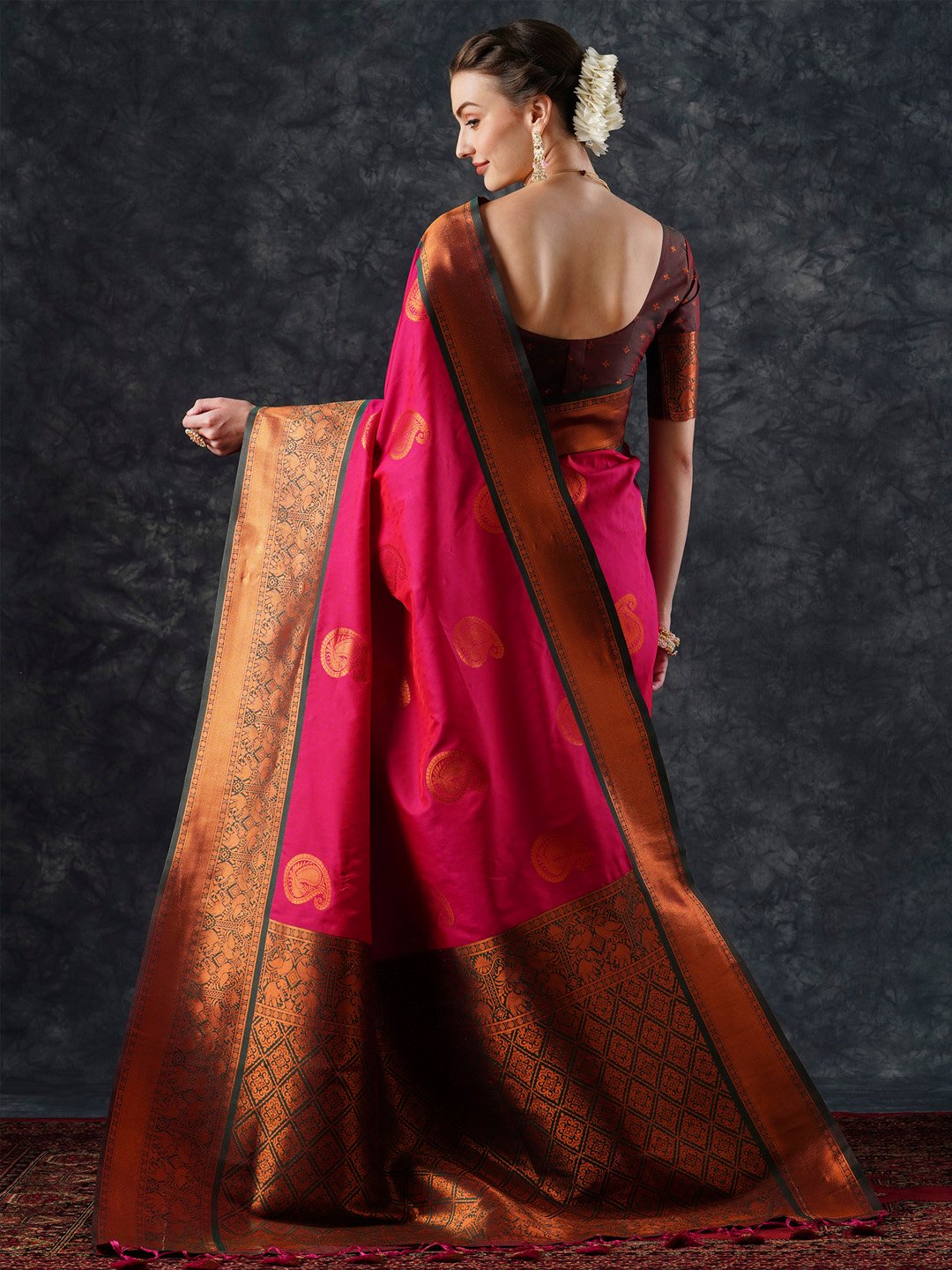 partywear designer saree for festive occasions