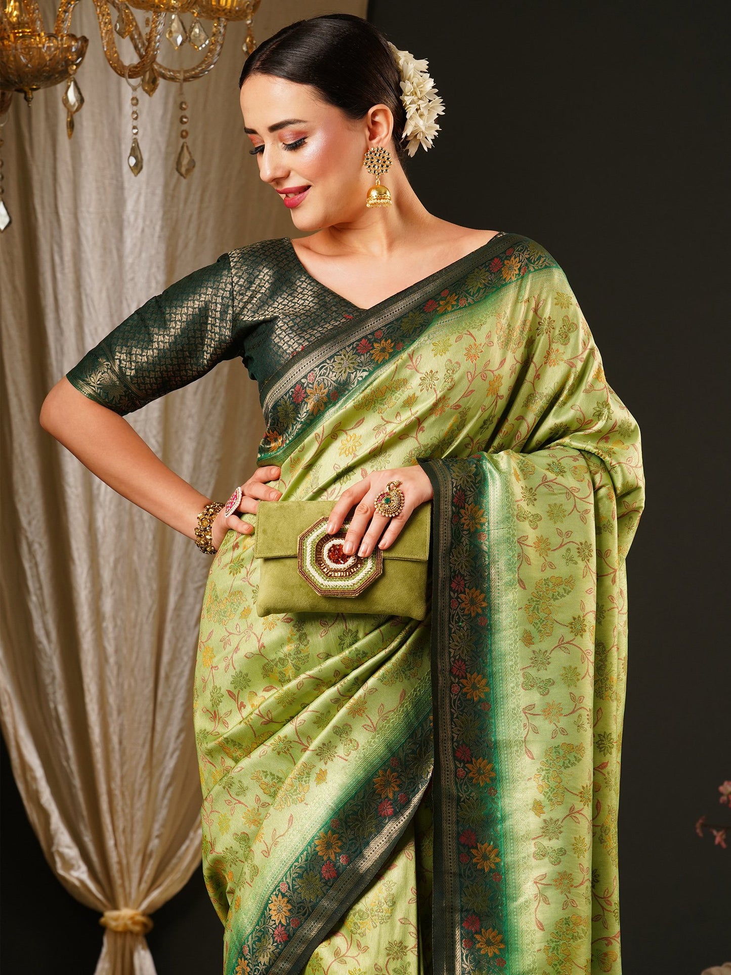 Get the best bridal saree