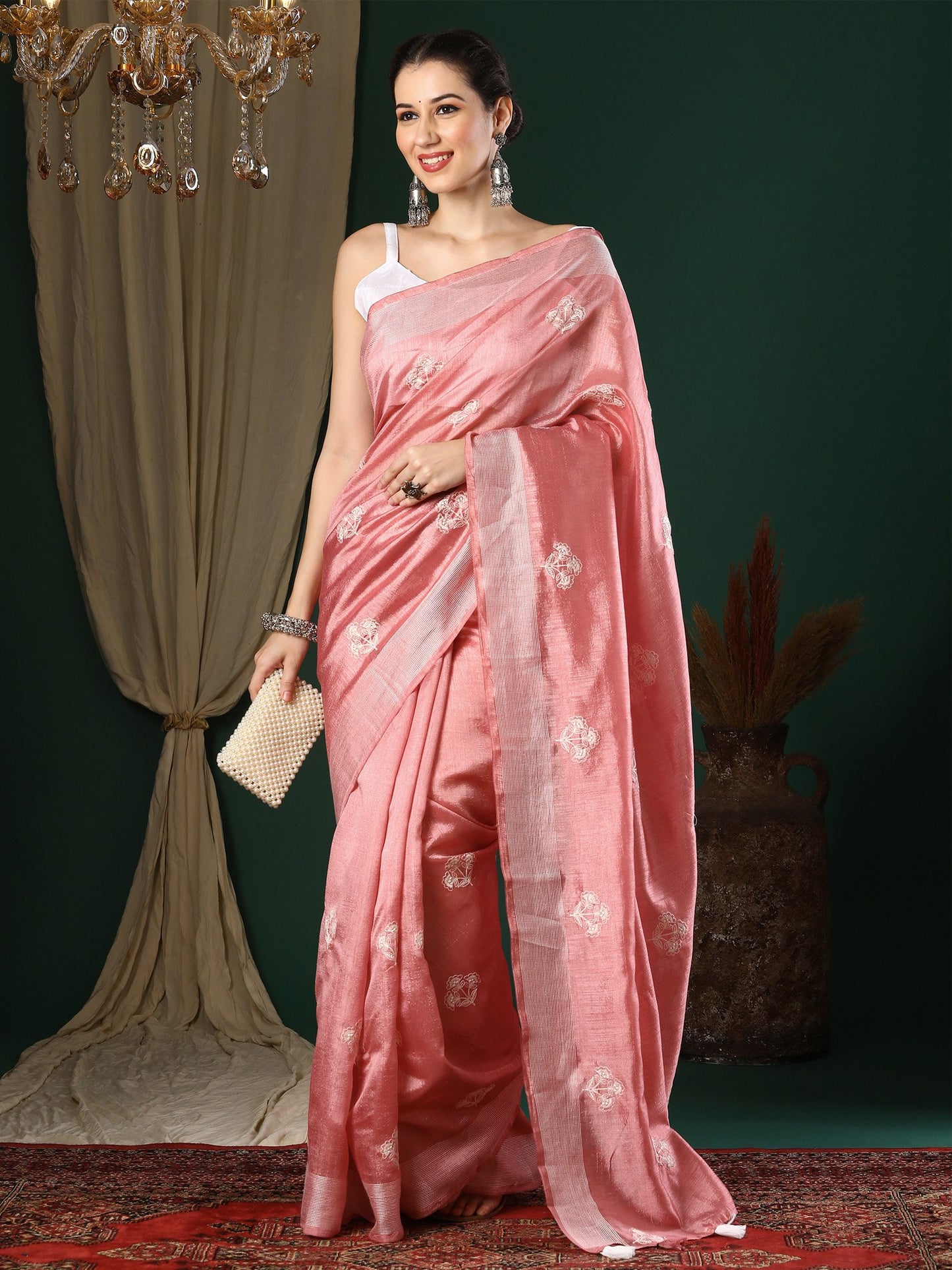 Get the best partywear saree