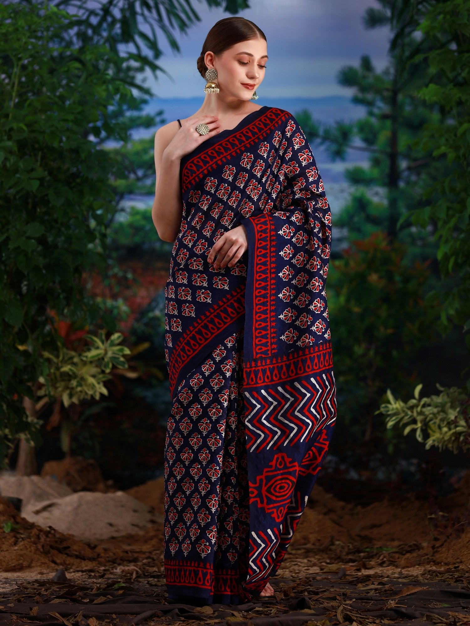 Get the best saree manufacturer