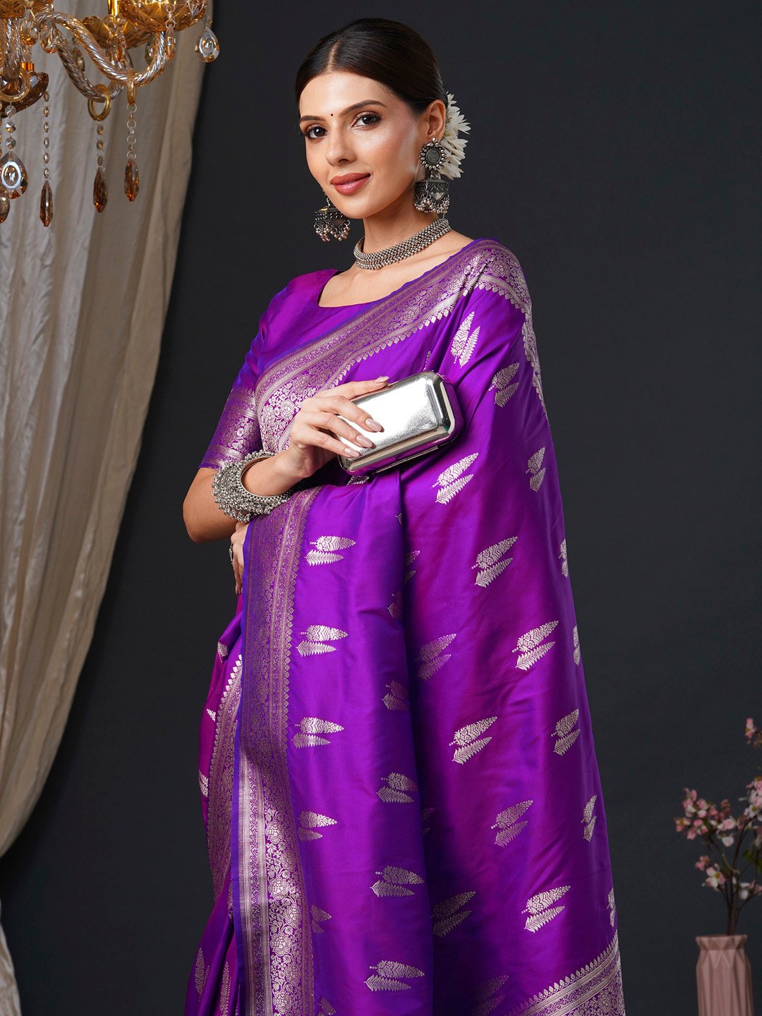 Purple Banarasi Silk Blend Woven Saree