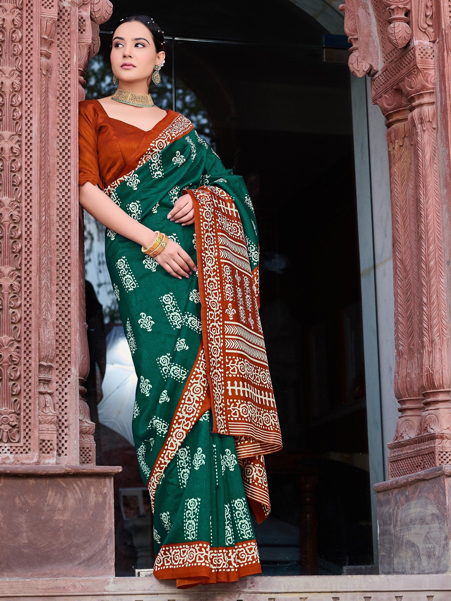 Get the best kanjeevaram South Indian bridal saree