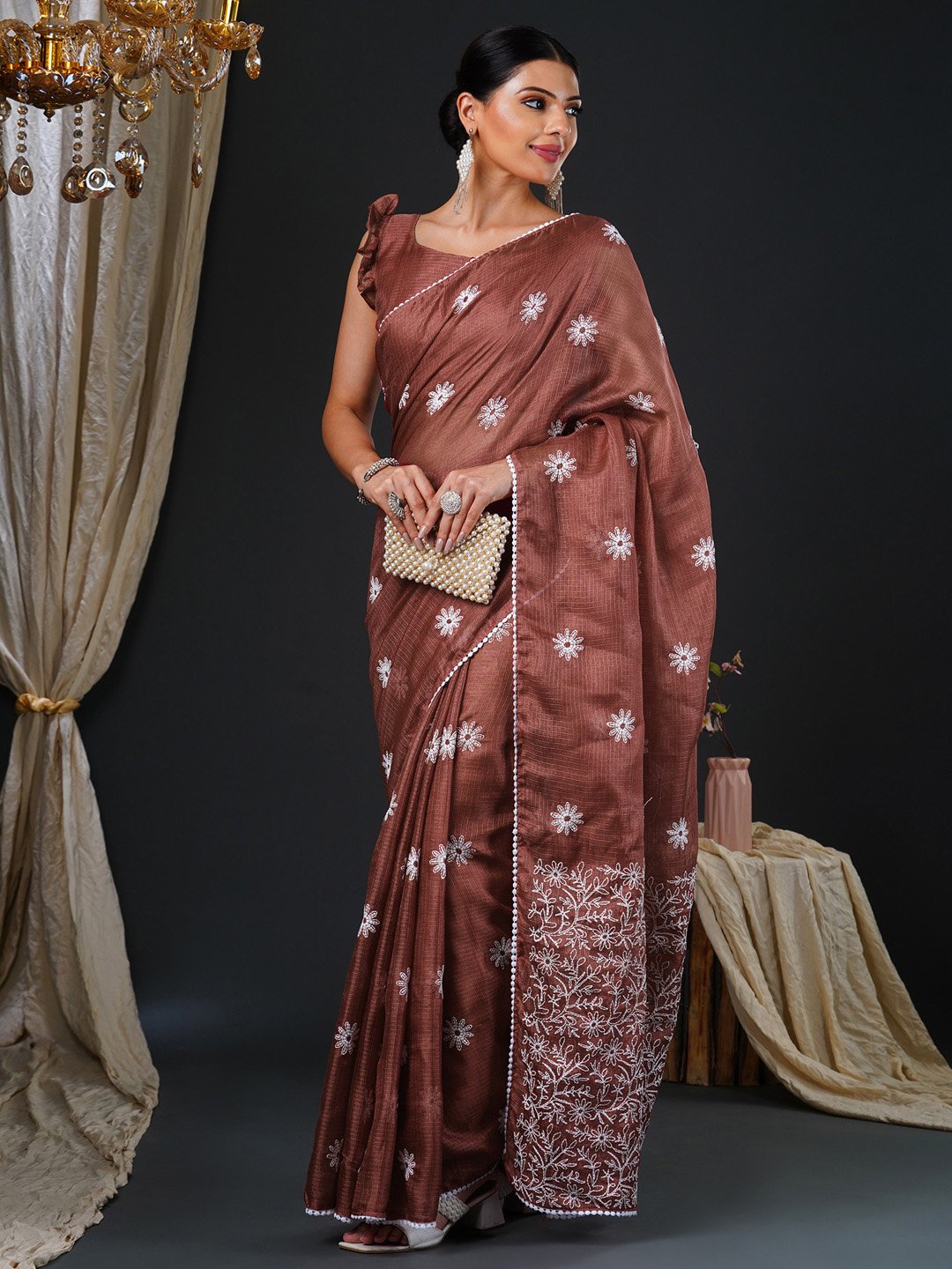 Get the best Dulhan saree