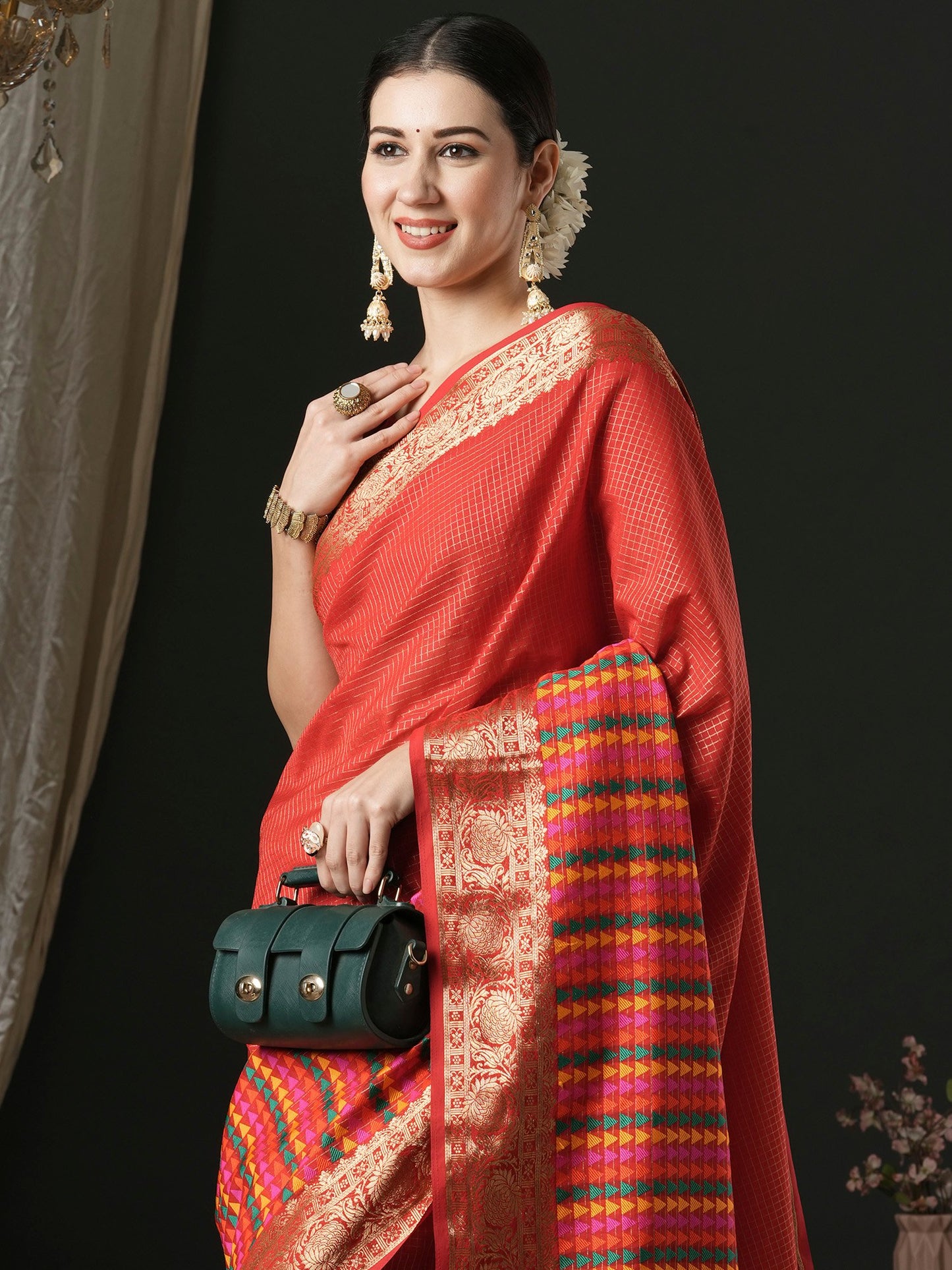 Get the best partywear saree