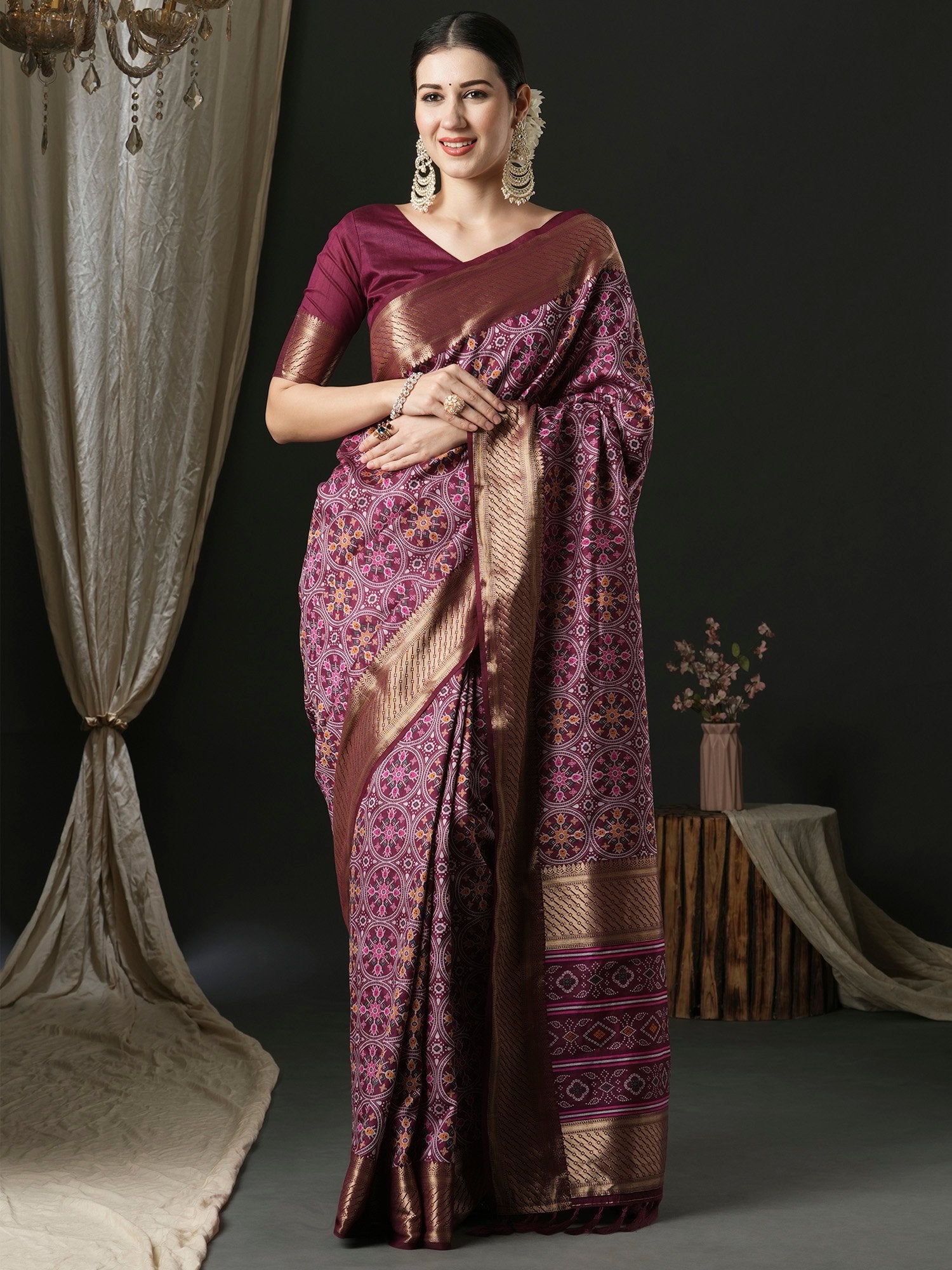 Get the best partywear saree