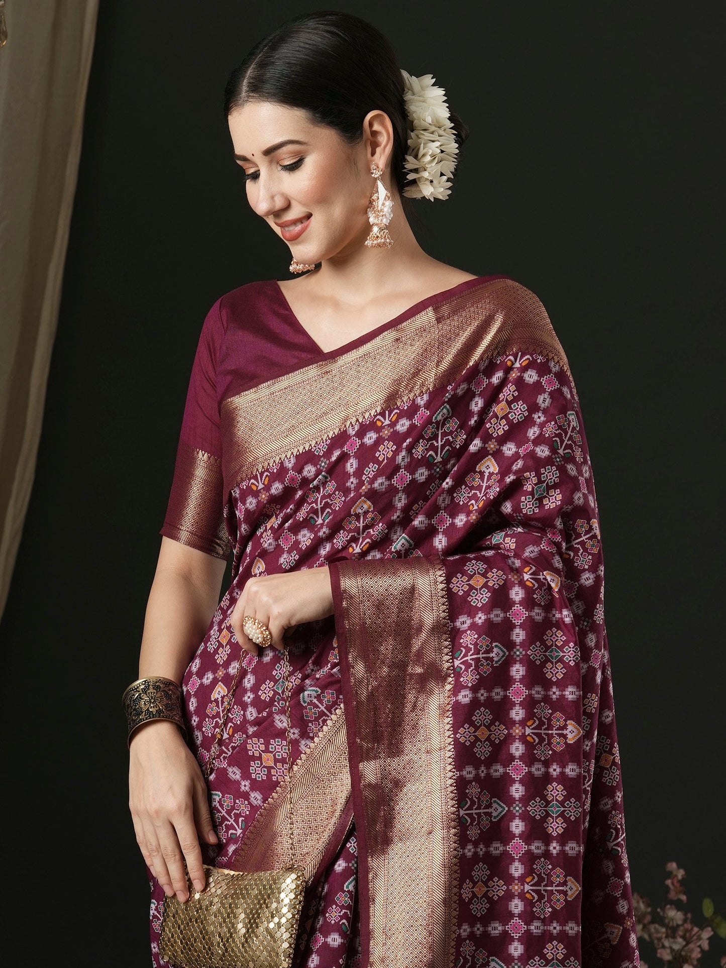 Get the best party wear saree