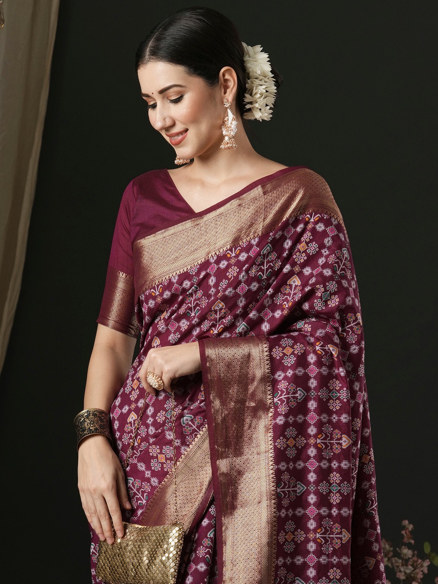 Get the best party wear saree