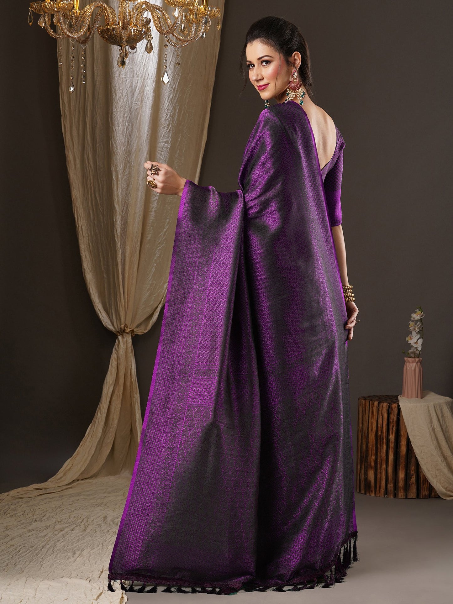 Get the best Banarasi silk saree