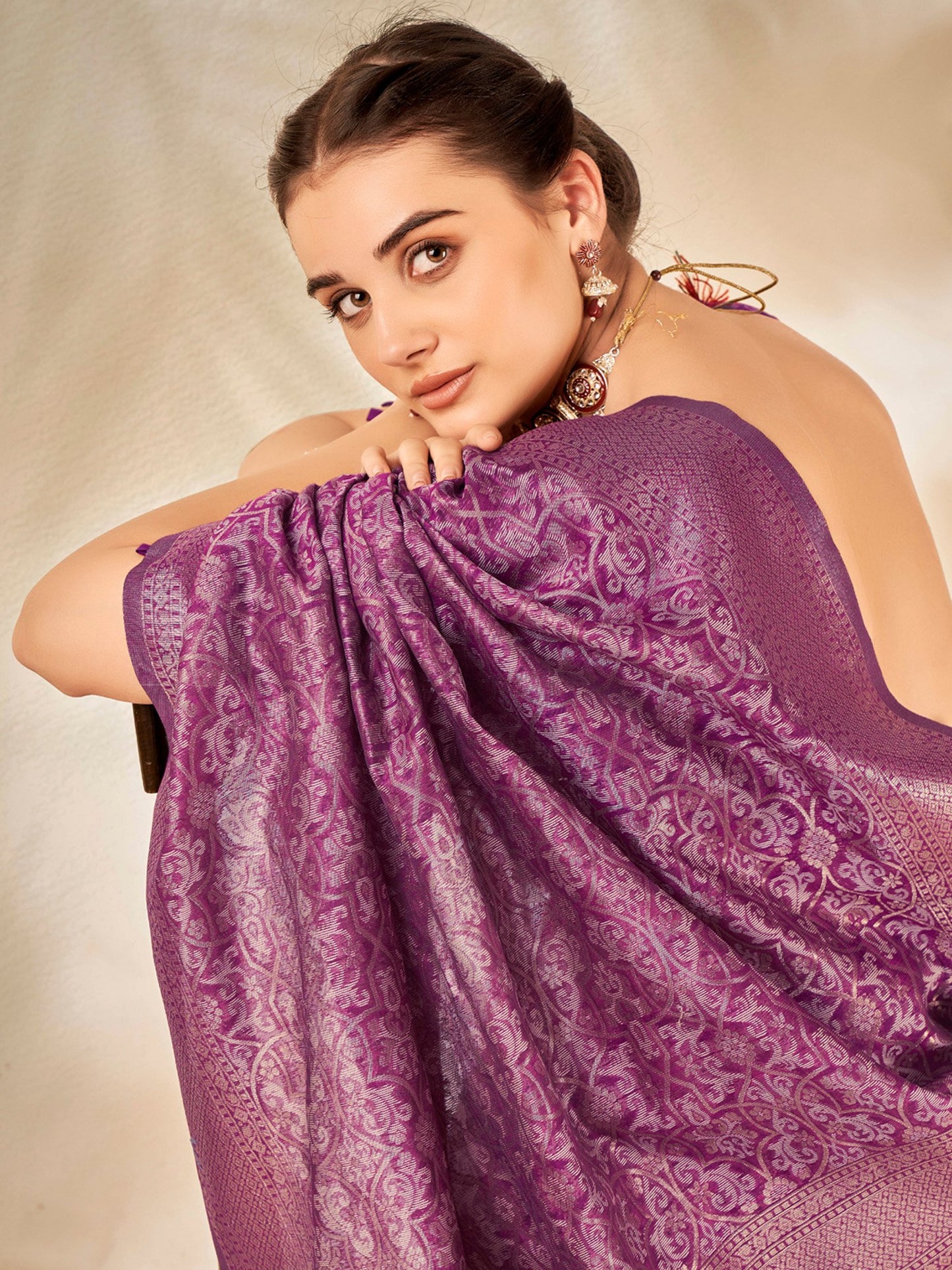 Get the best Paithani saree