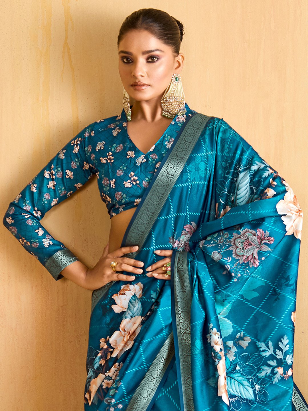 Get the best saree manufacturer