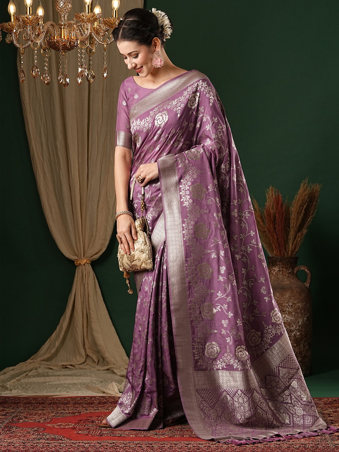 Mauve Kanjeevaram Georgette Woven Saree