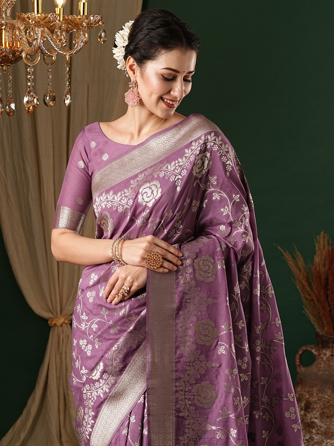 Mauve Kanjeevaram Georgette Woven Saree