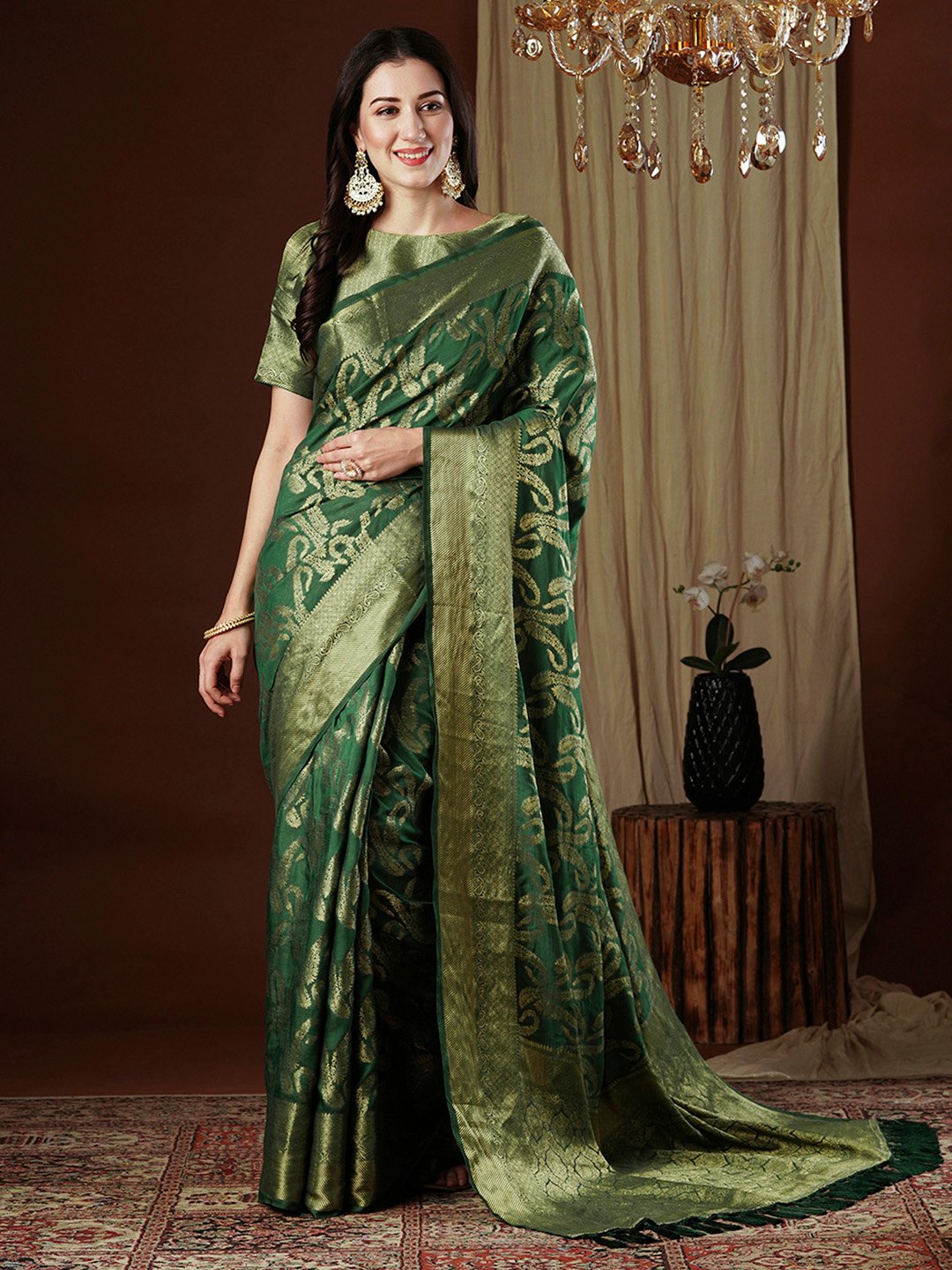 Green Green Kanjeevaram Viscose Silk Woven Saree