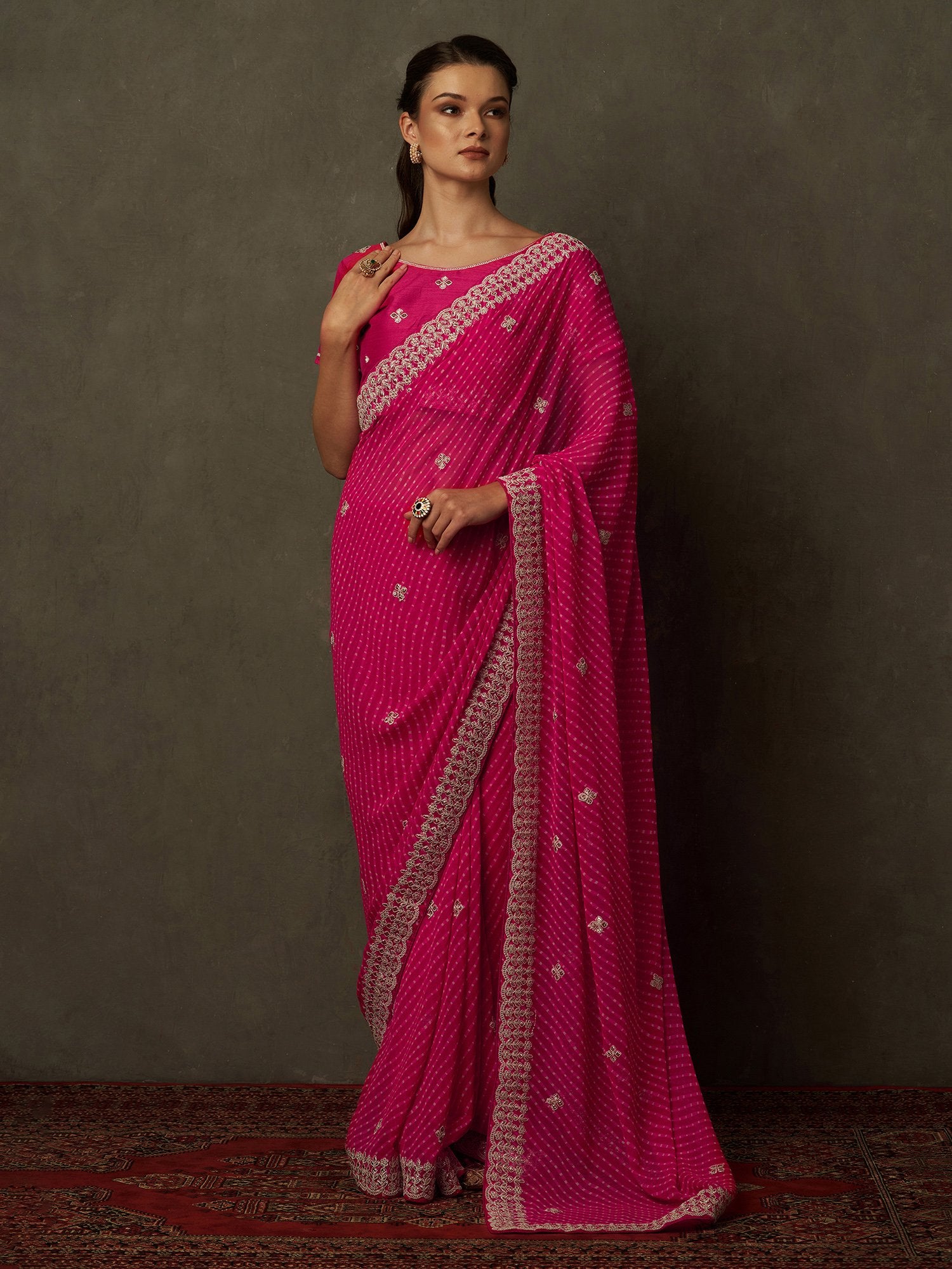 Get the best designer saree