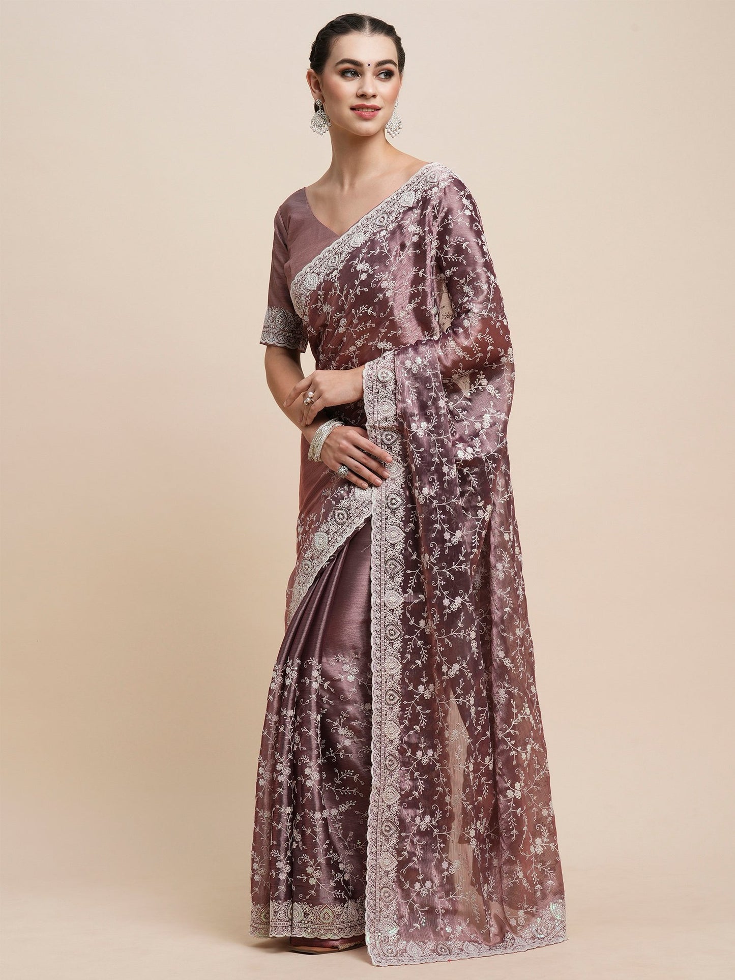 Get the best latest saree design