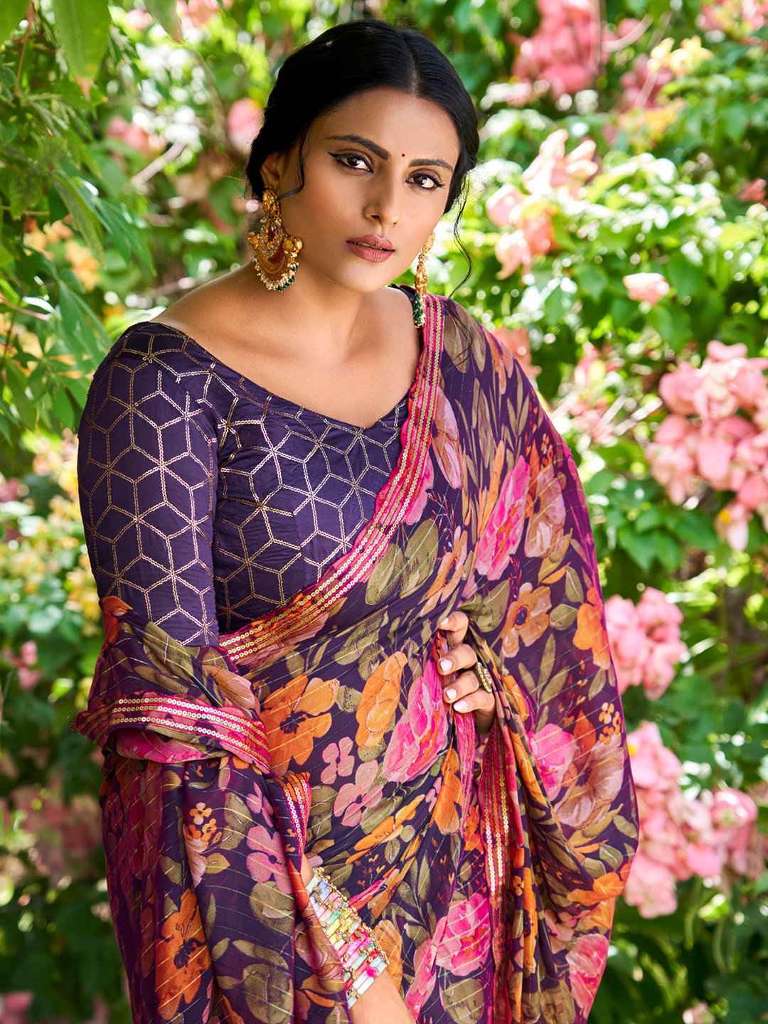 Get the best saree shops in Chandni Chowk