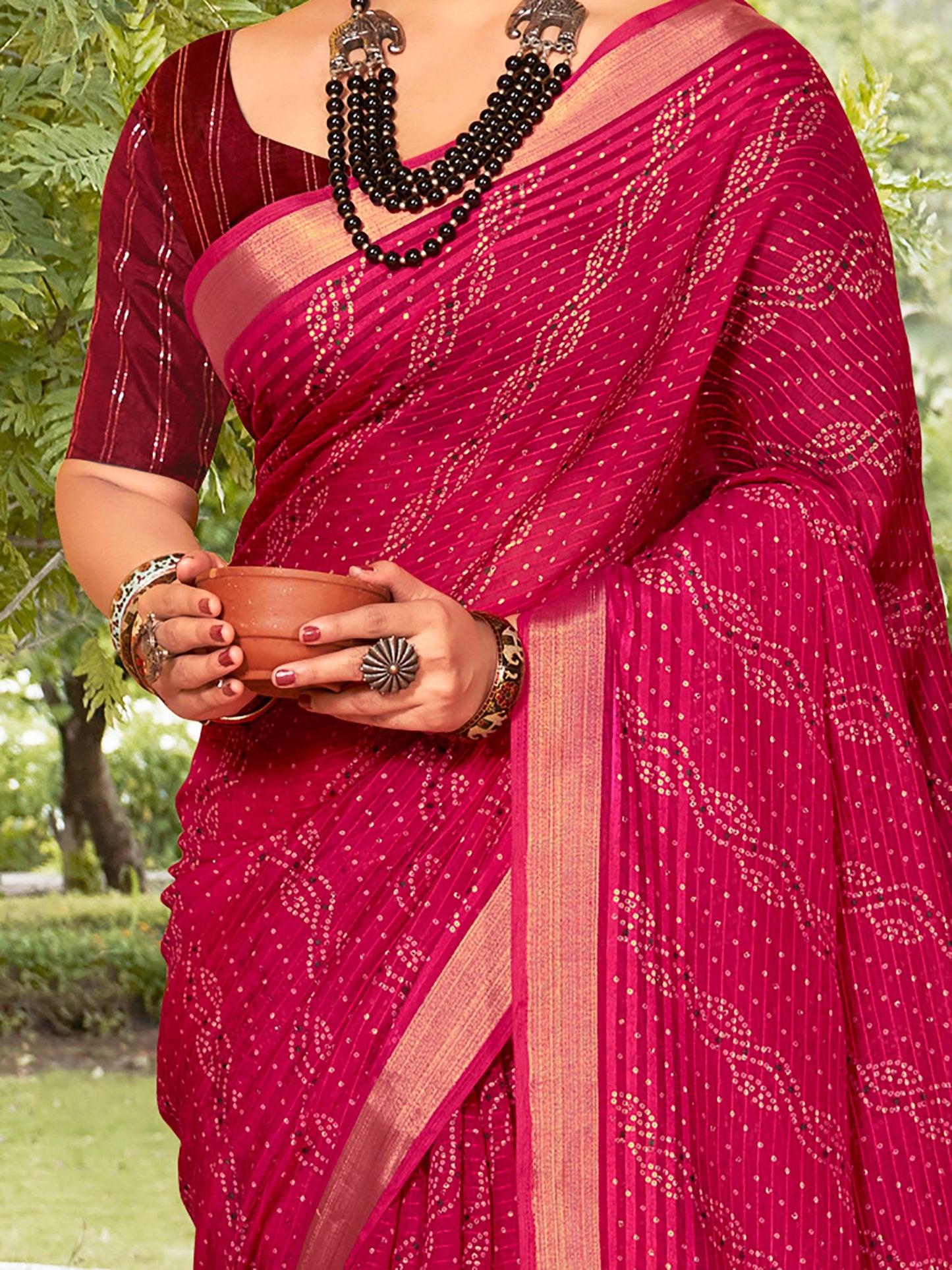 Get the best Banarasi silk saree