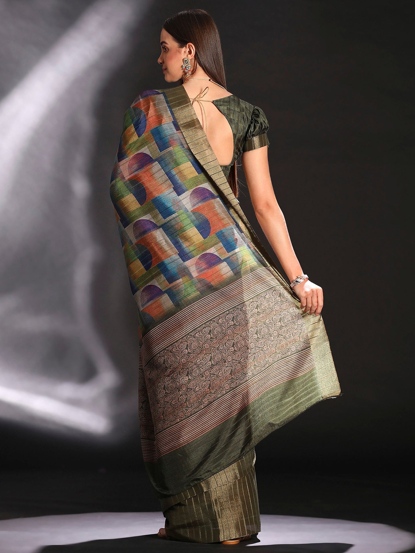 Get the best kanjeevaram South Indian bridal saree