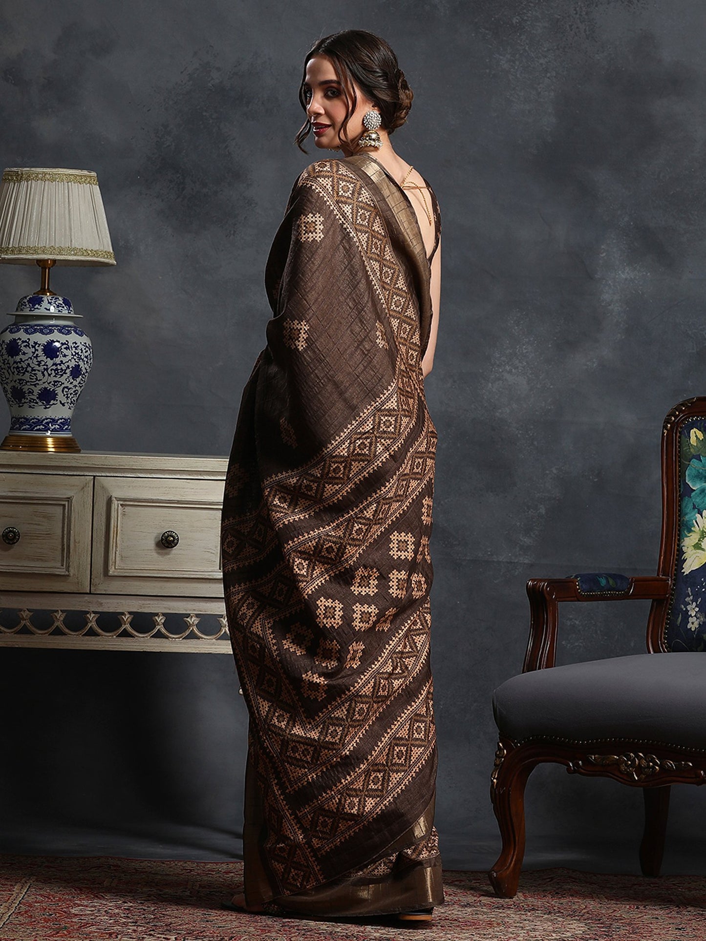 Brown Sungudi Silk Blend Printed Saree