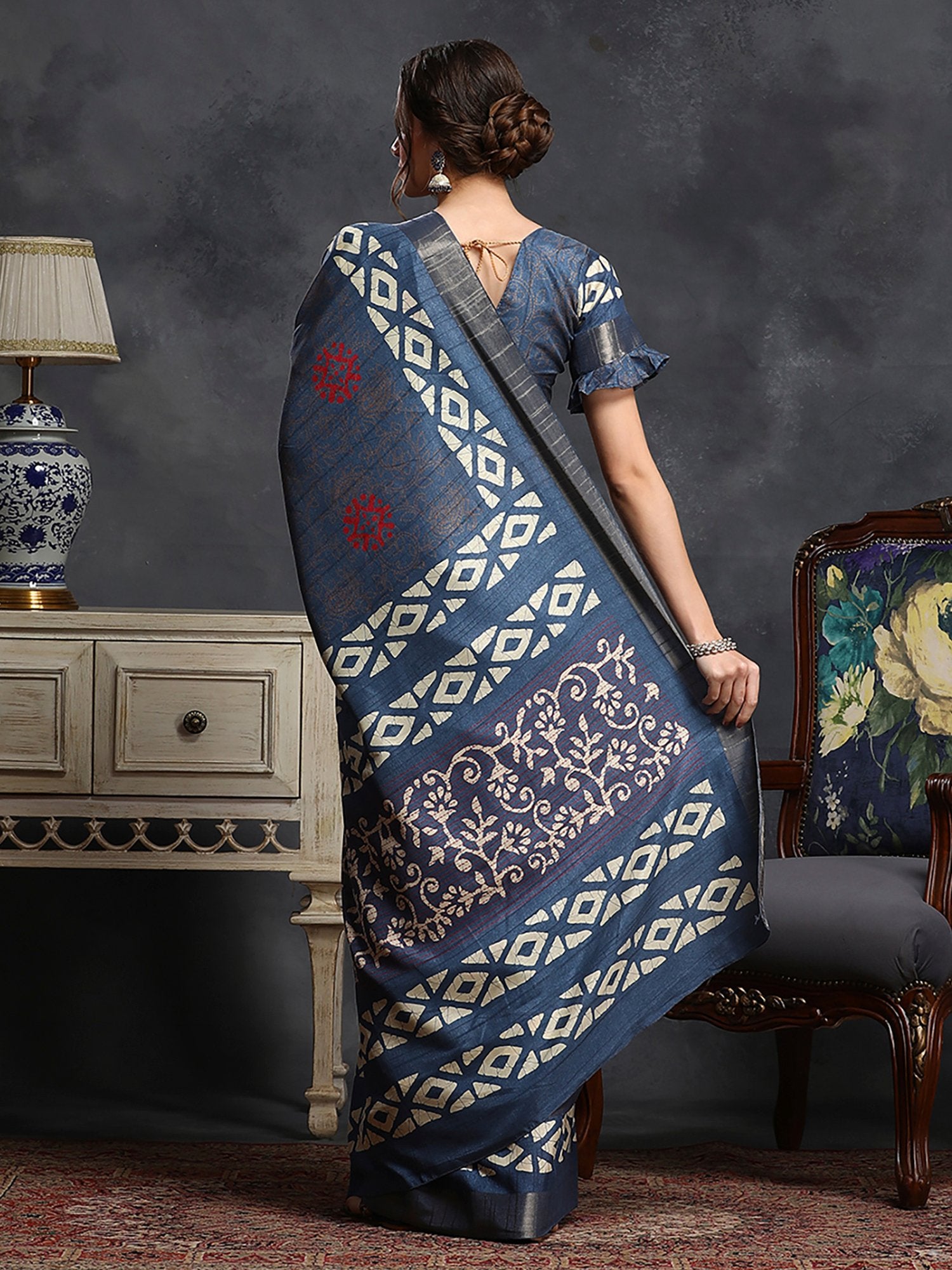 Get the best latest saree design