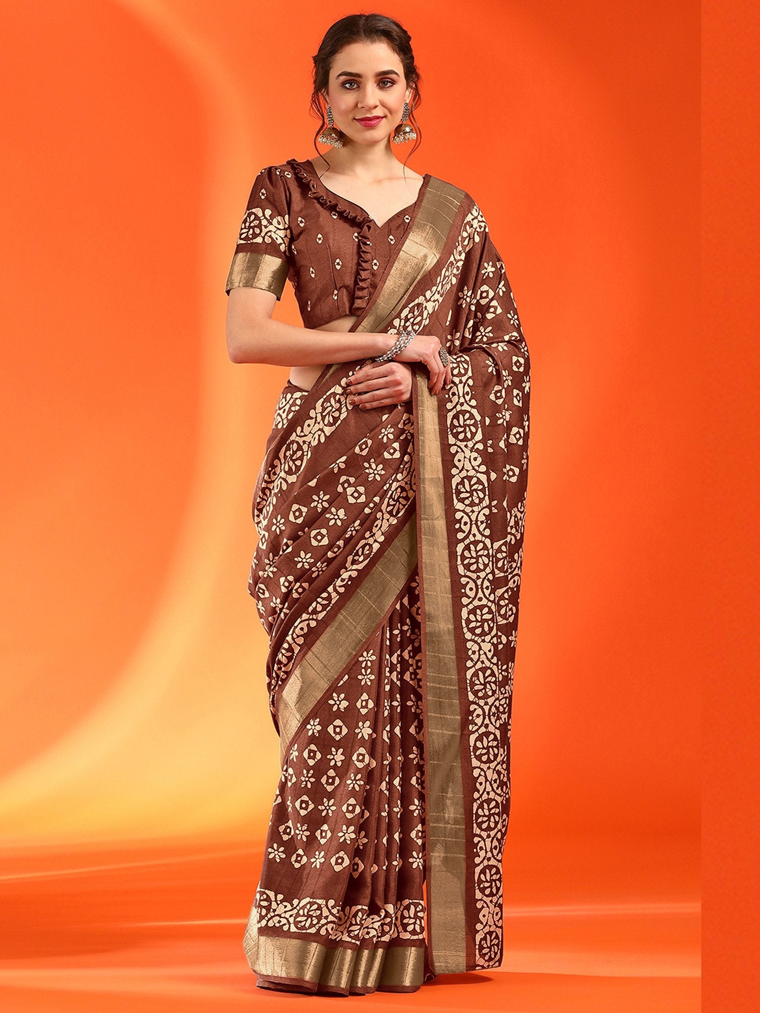 Get the best party wear saree