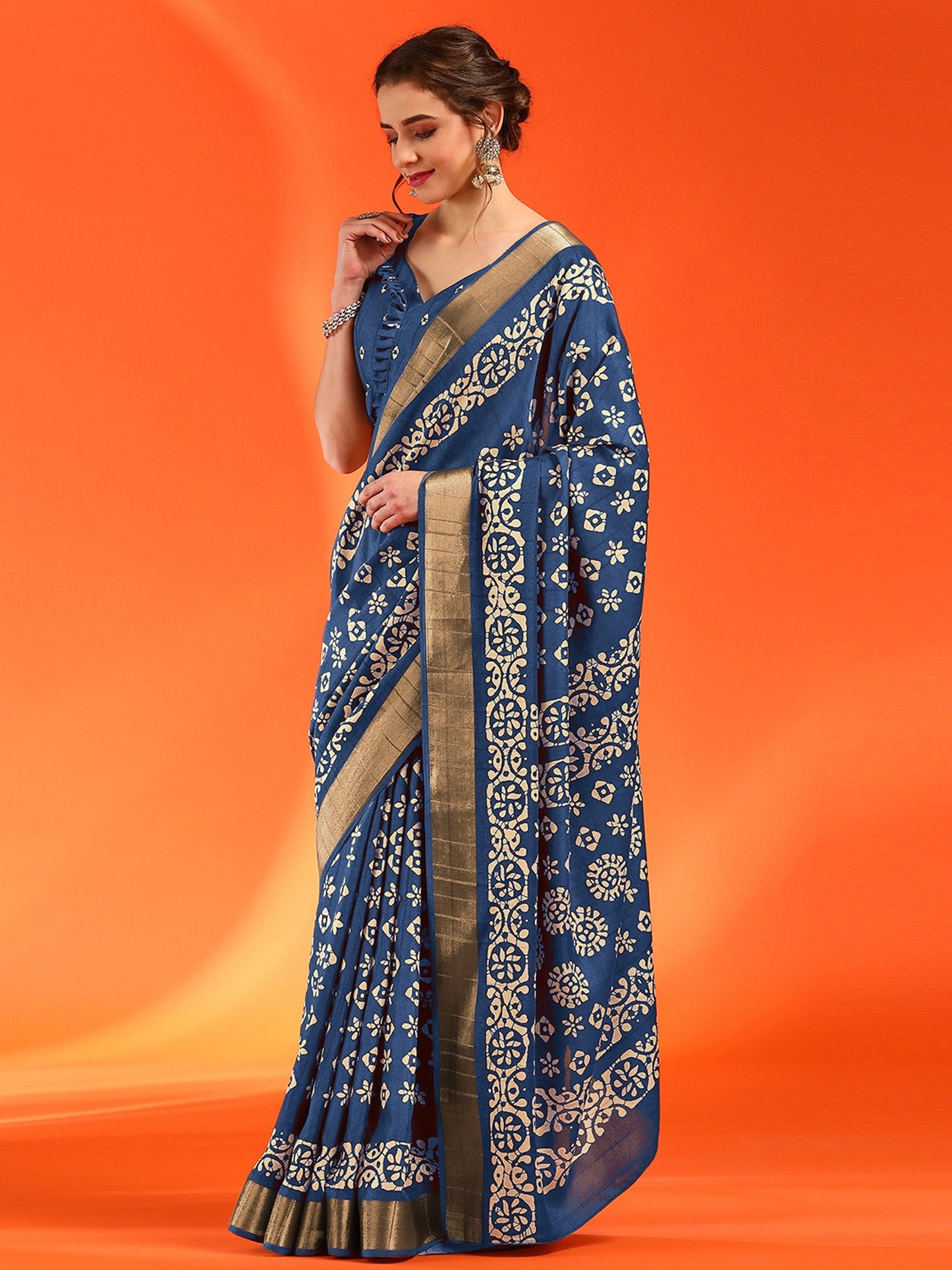 Get the best saree for women