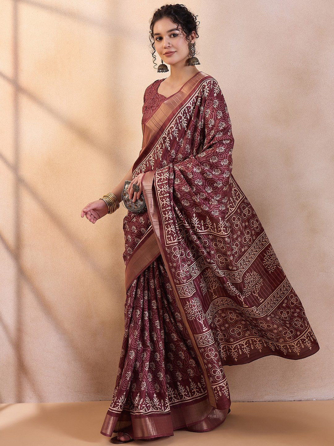 Magenta Sungudi Silk Blend Printed Saree